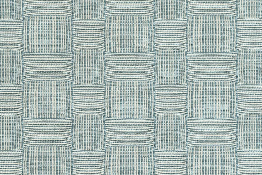 Hanim in Aqua