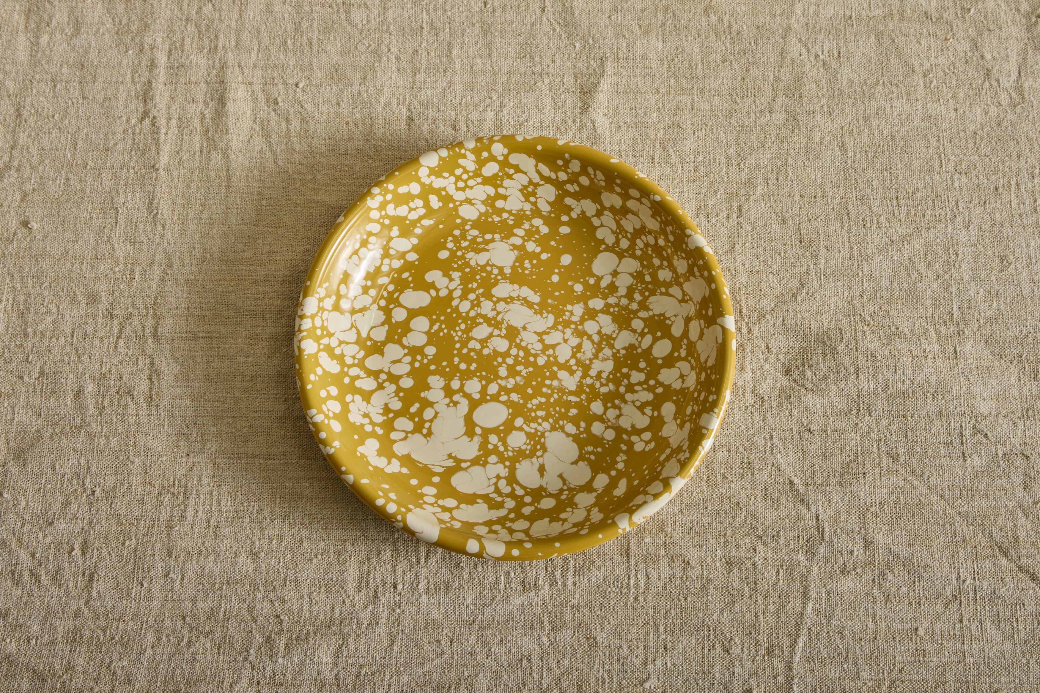 Enamelware Deep Dinner Plate in Citron Splatter