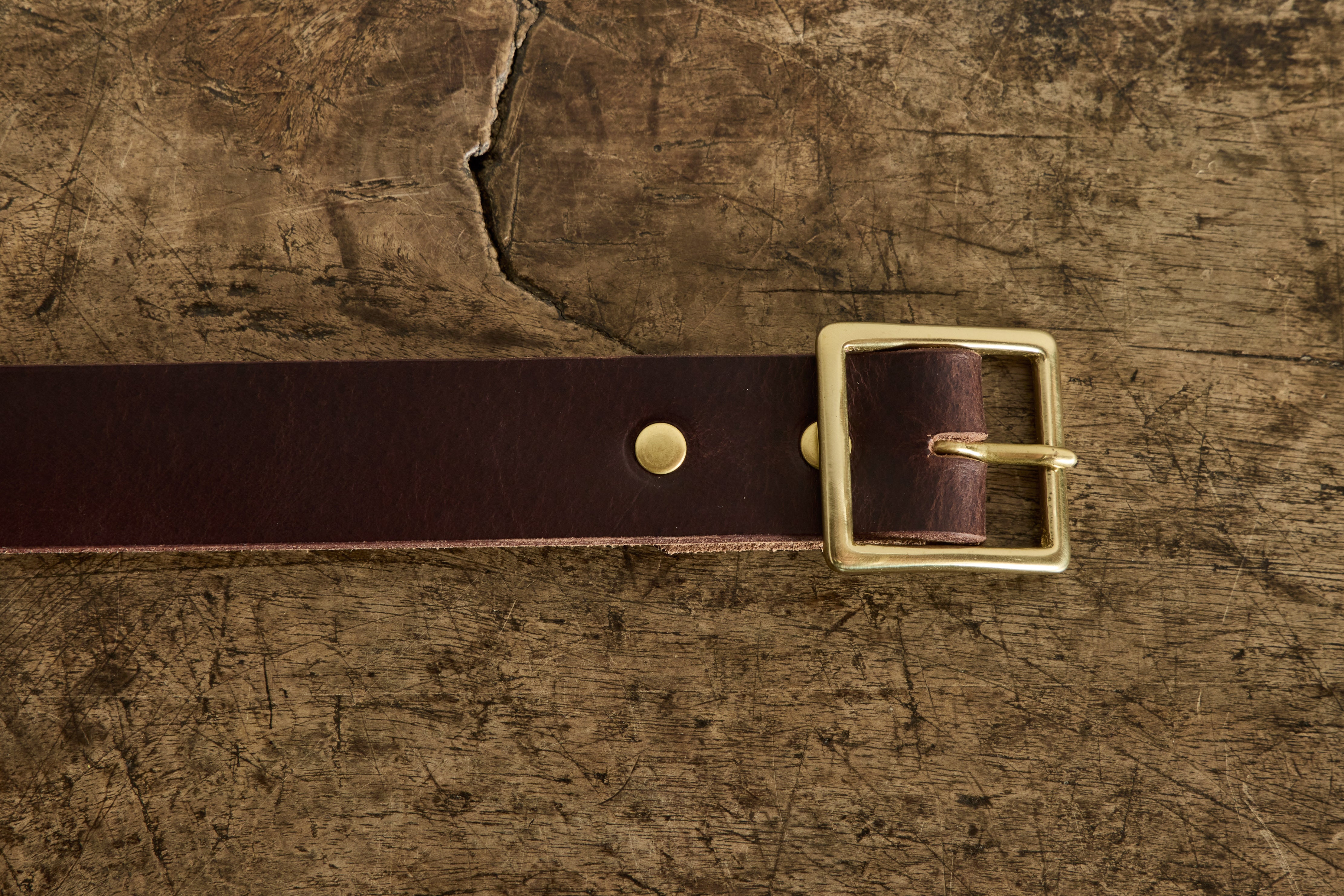Men's Leather Belt in Chocolate