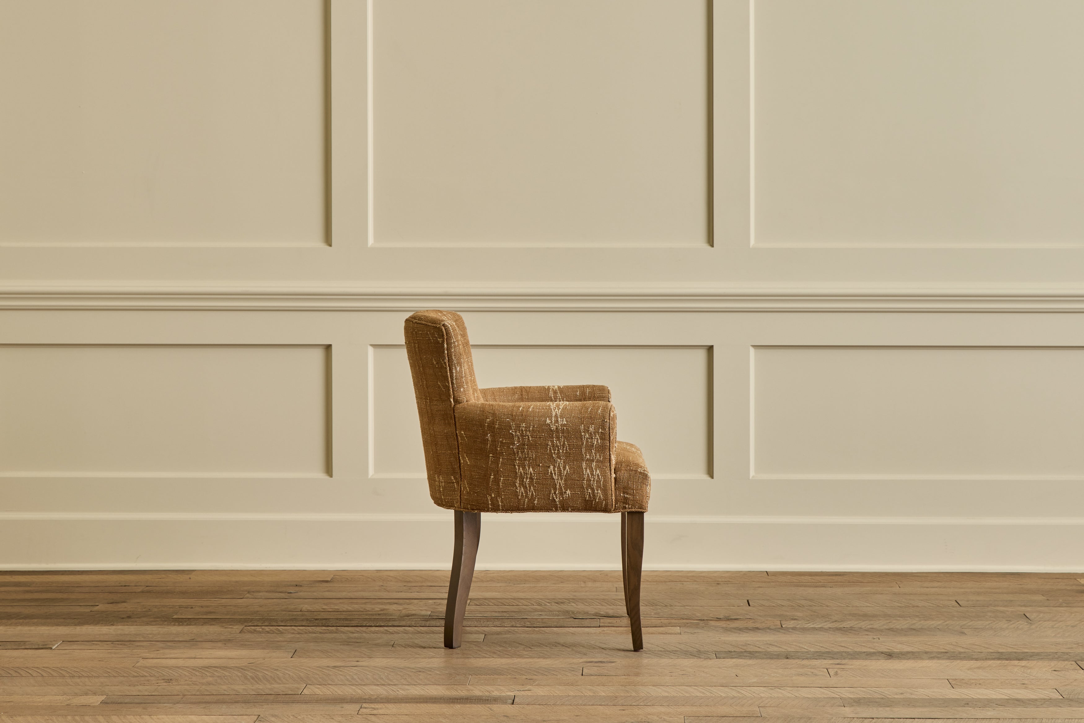 Club Dining Chair, 26"