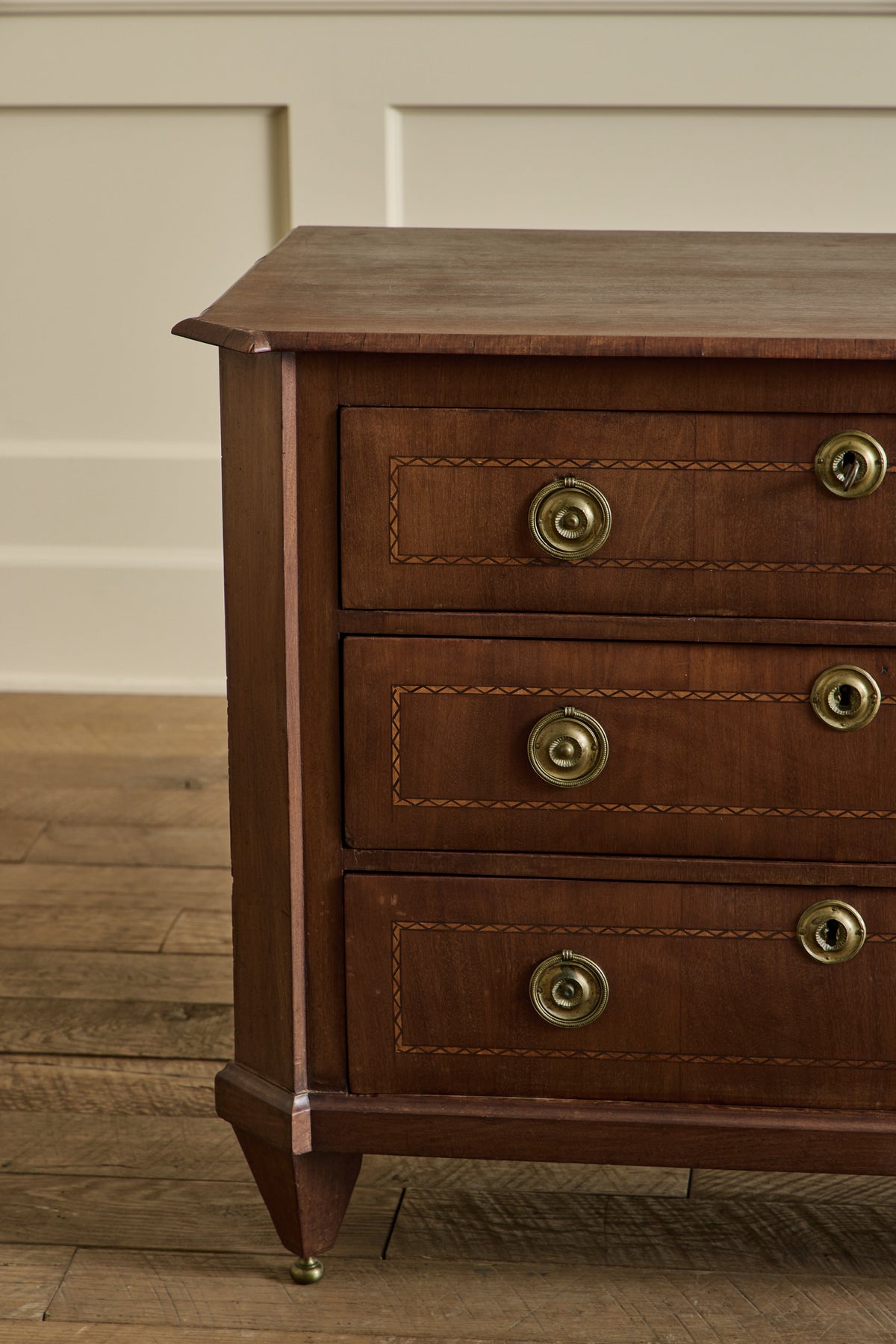 Italian Chest of Drawers