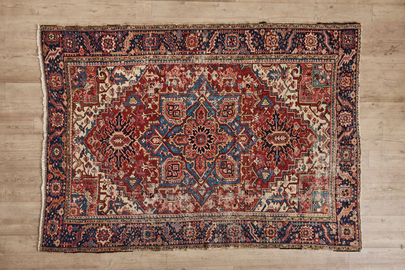Persian Heriz Rug 8’3 x 11’6
