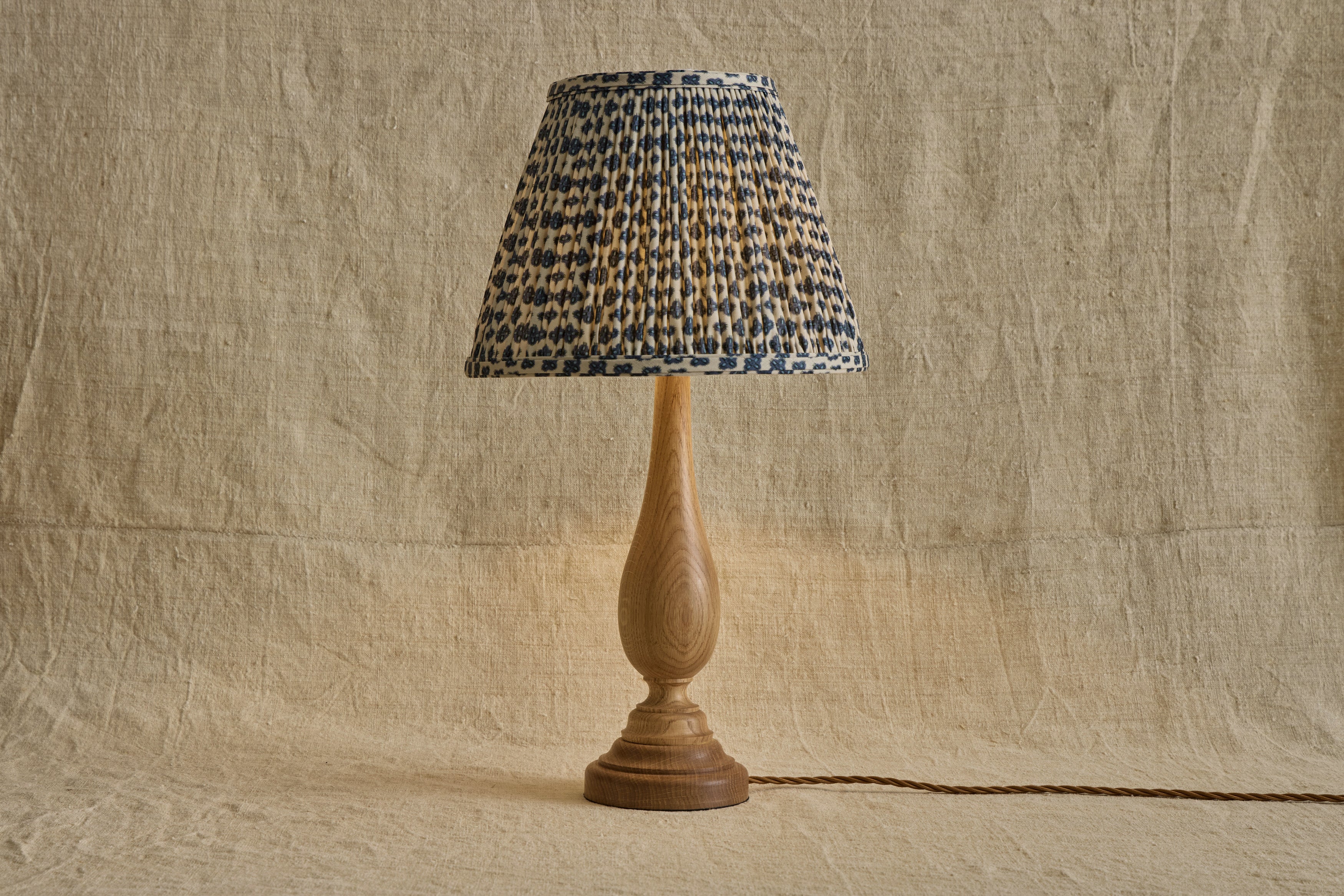 Flicker Lamp Base in Natural Oak