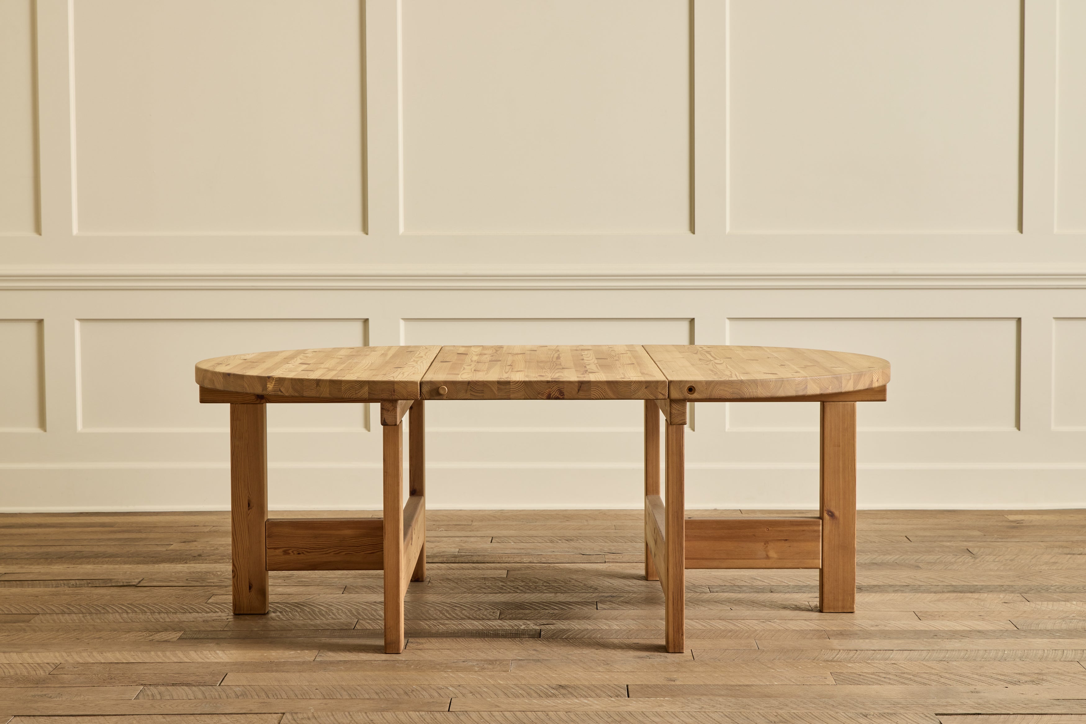 Poulsen Pine Oval Dining Table