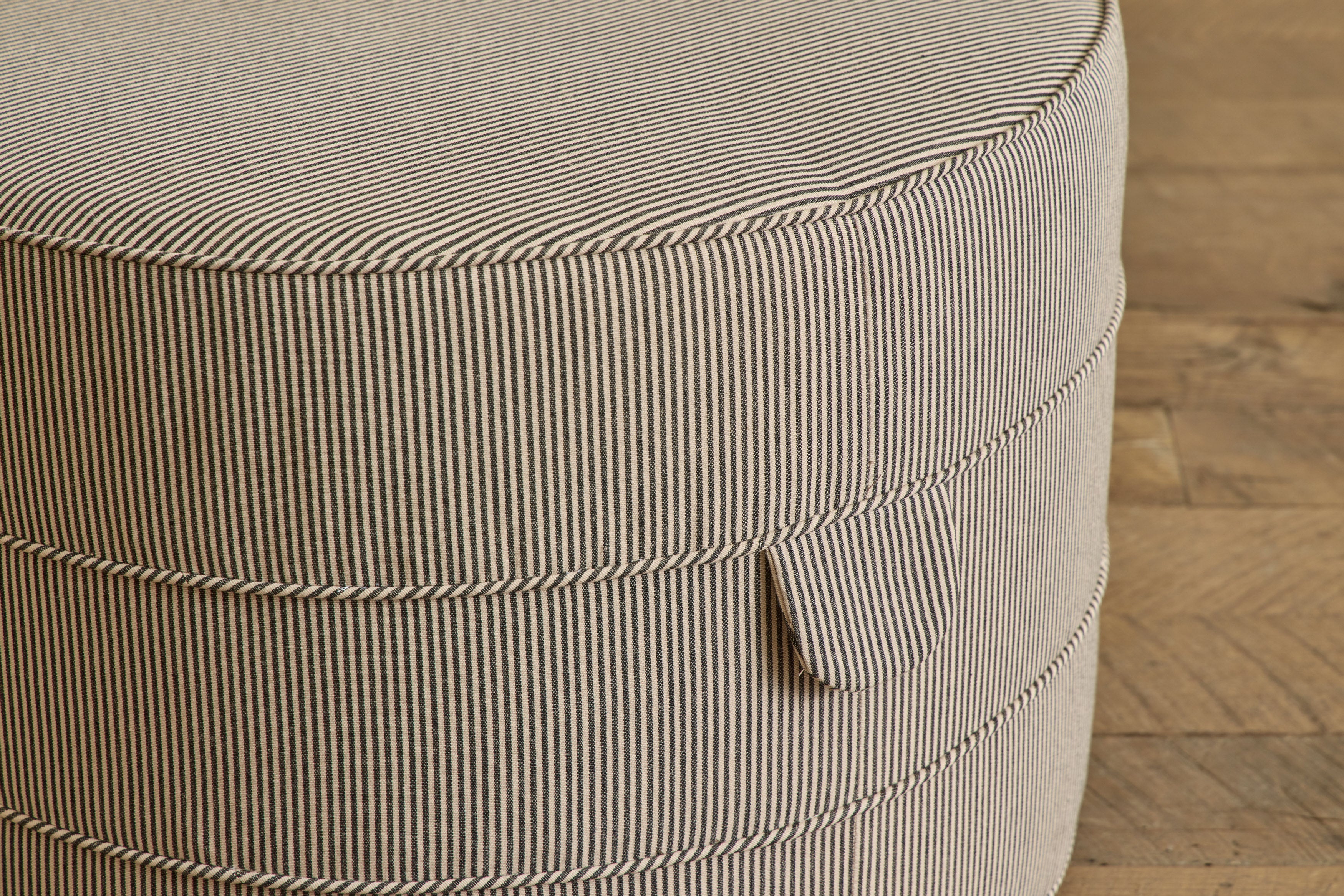 Medium Round Hassock, 24"