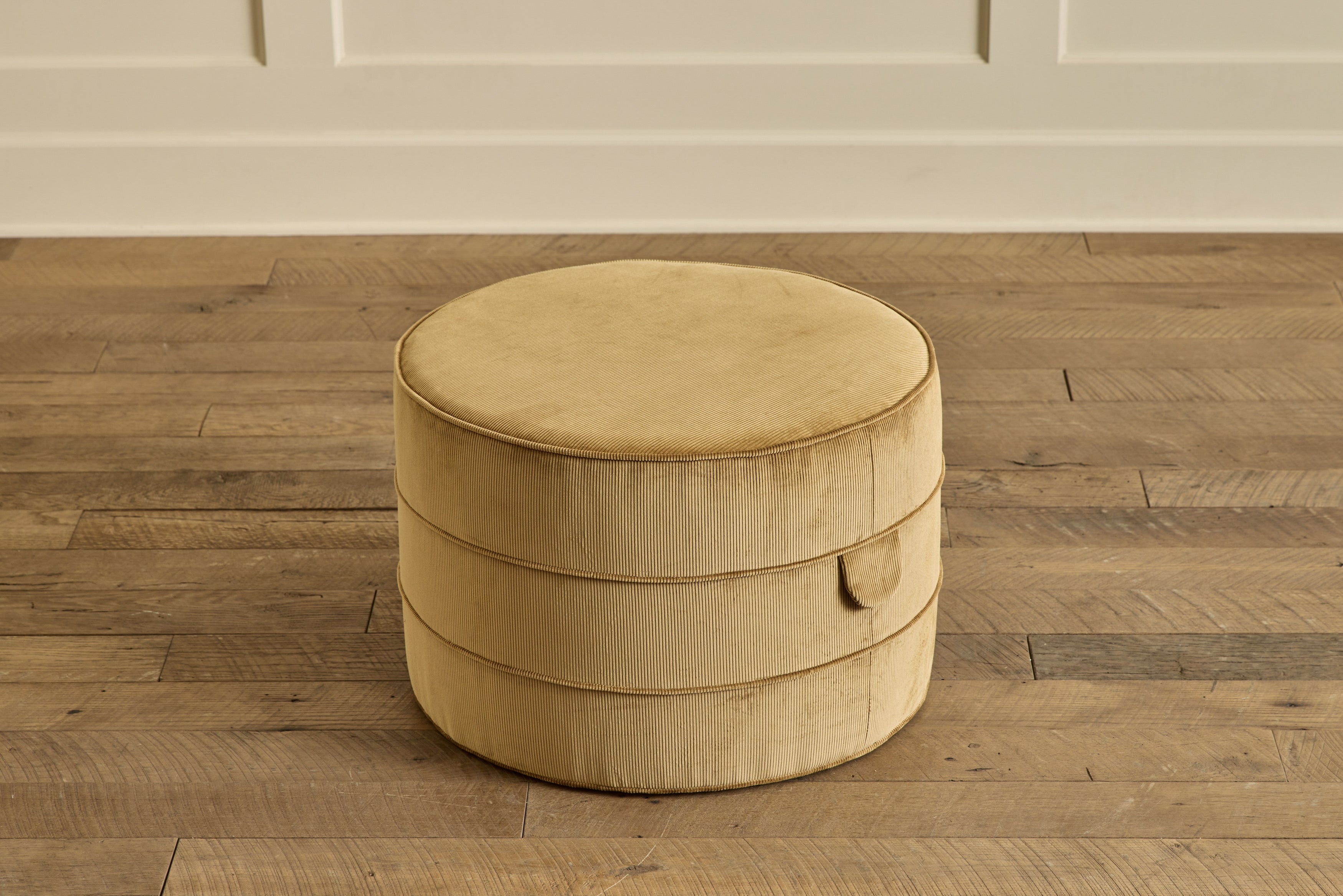 Medium Round Hassock, 24"