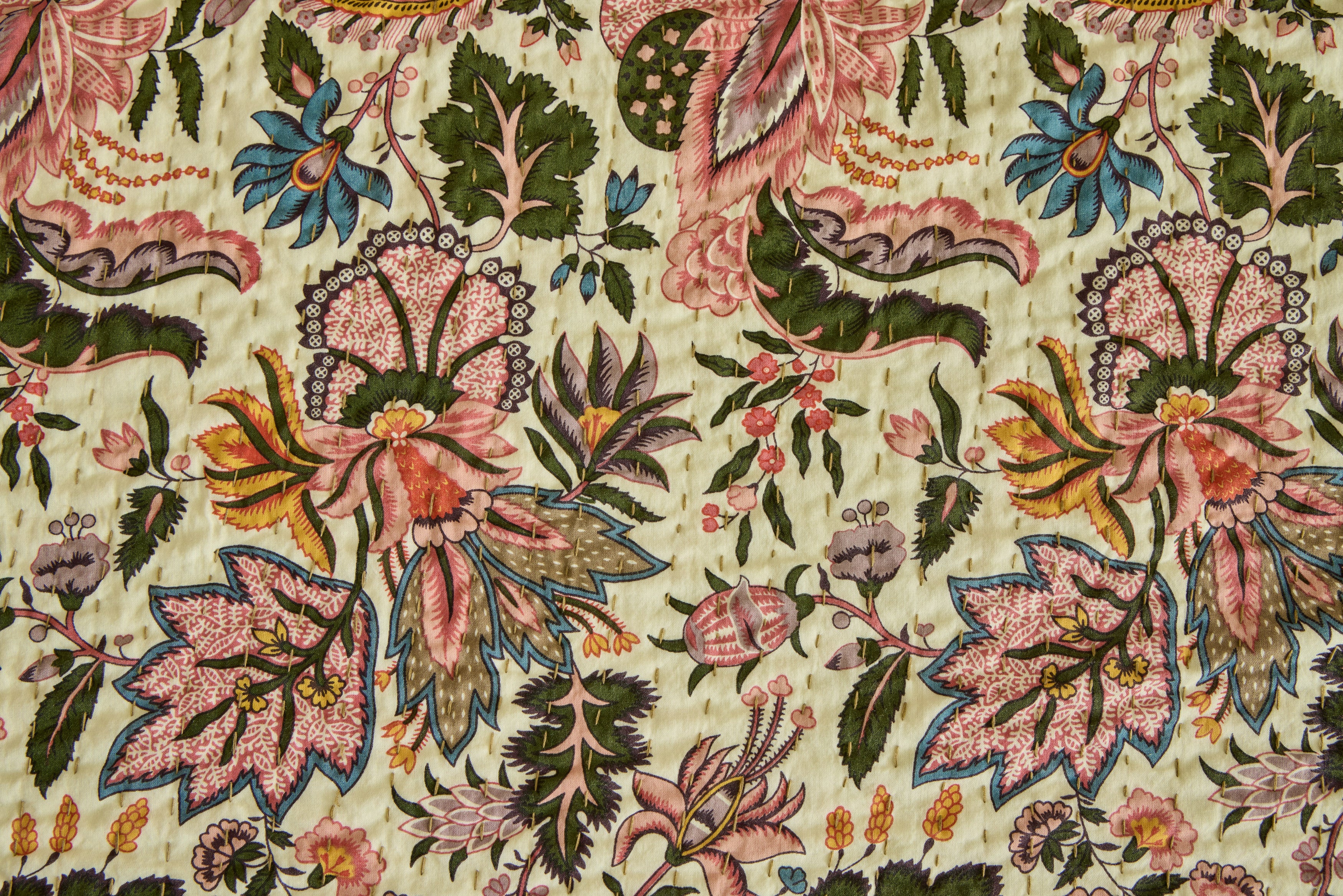 Bed Cover in Une Perse