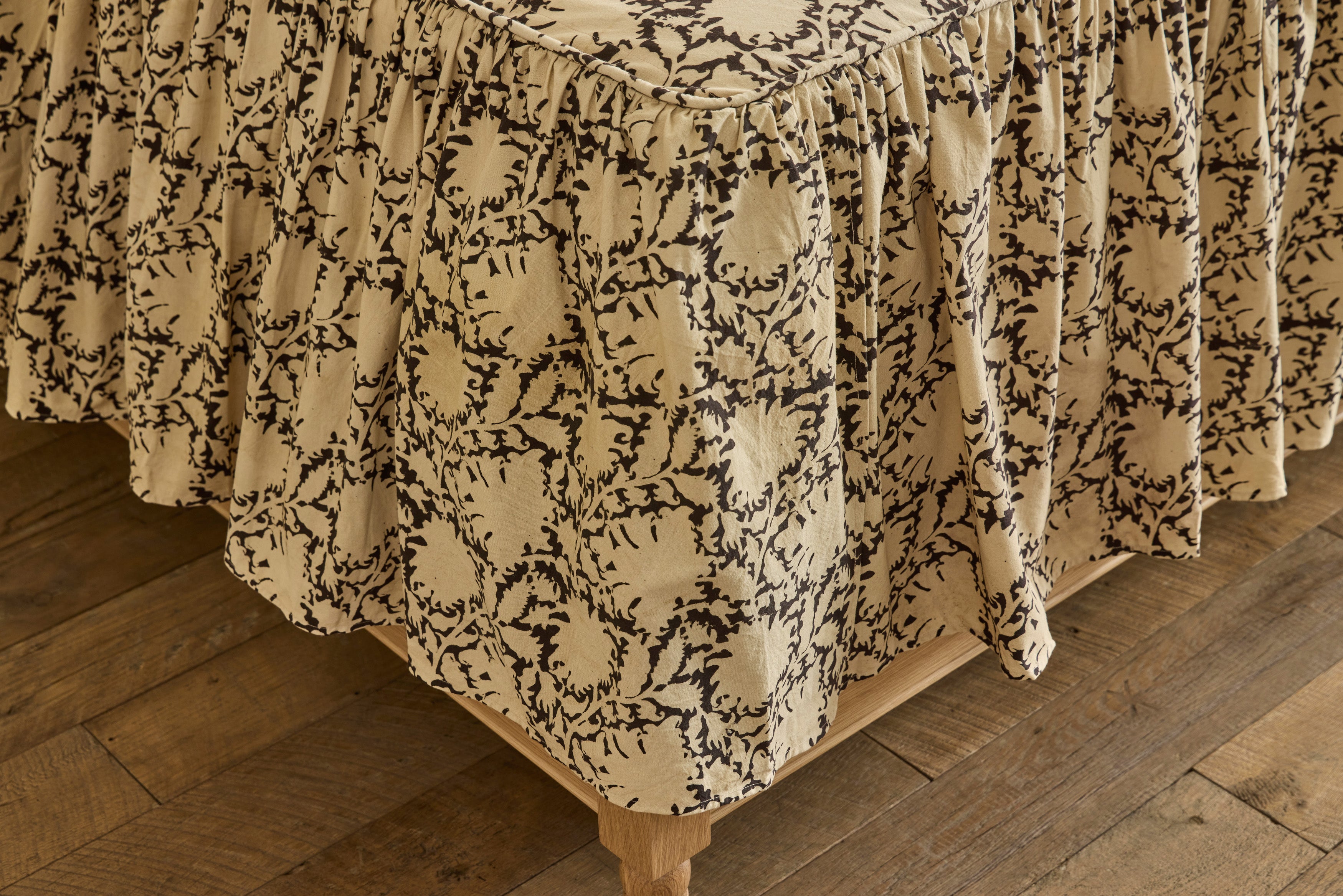 Rebecca Ruffle Bedspread