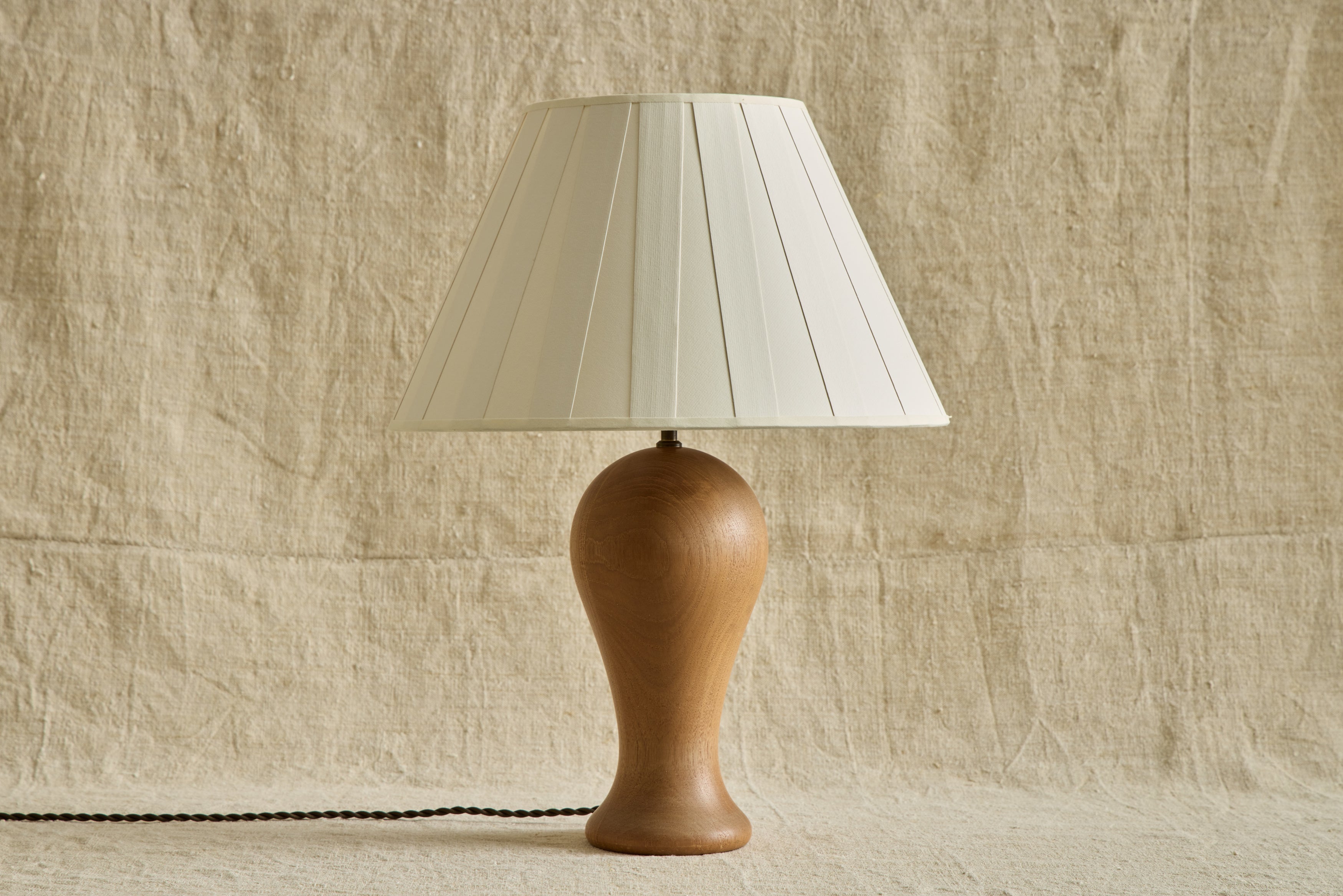 VTG MID CENTURY DANISH WOOD TABLE LAMP