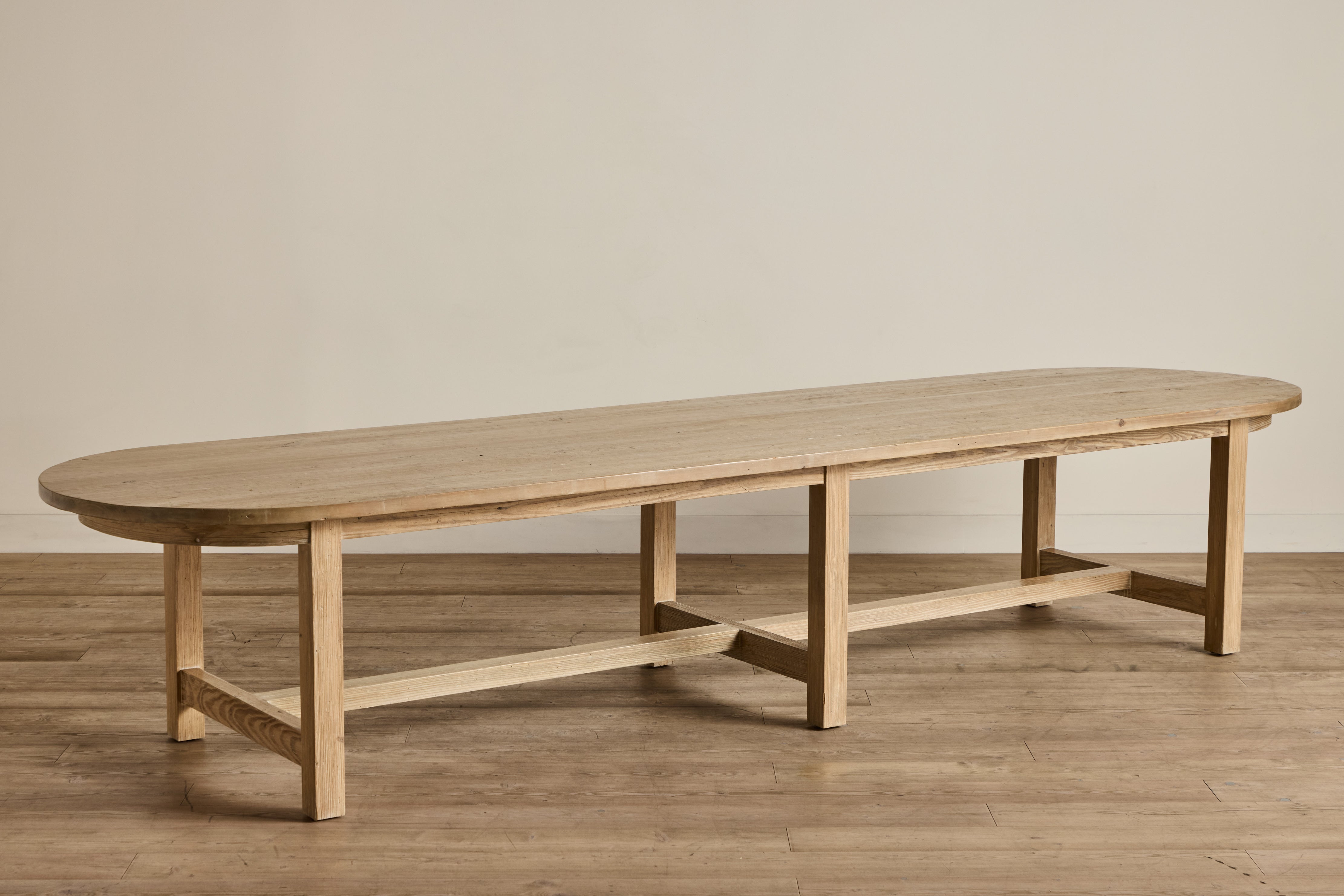 Harvest Dining Table, Oval