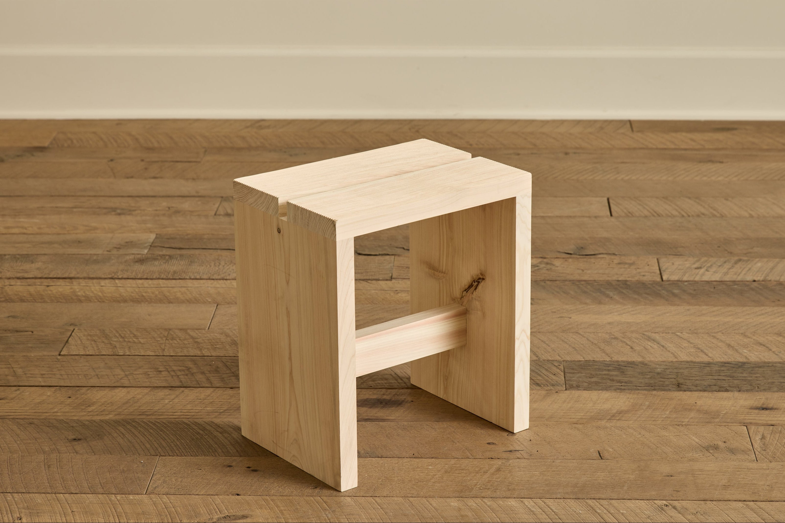 Hinoki Stool (Multiple Sizes)