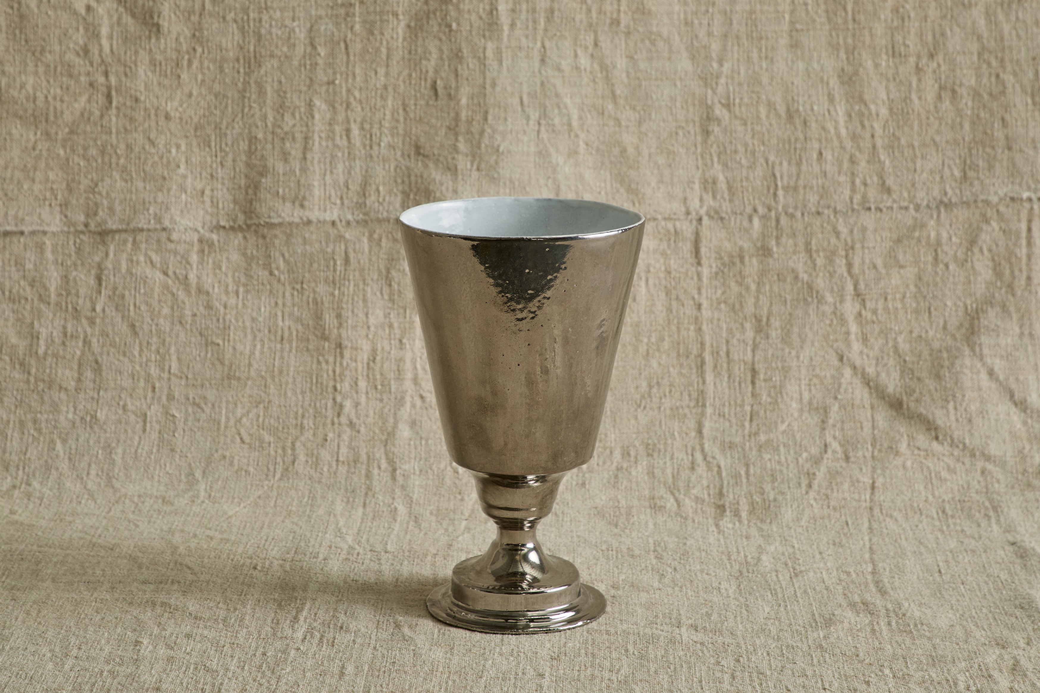 Small Simple Vase with Platinum Exterior