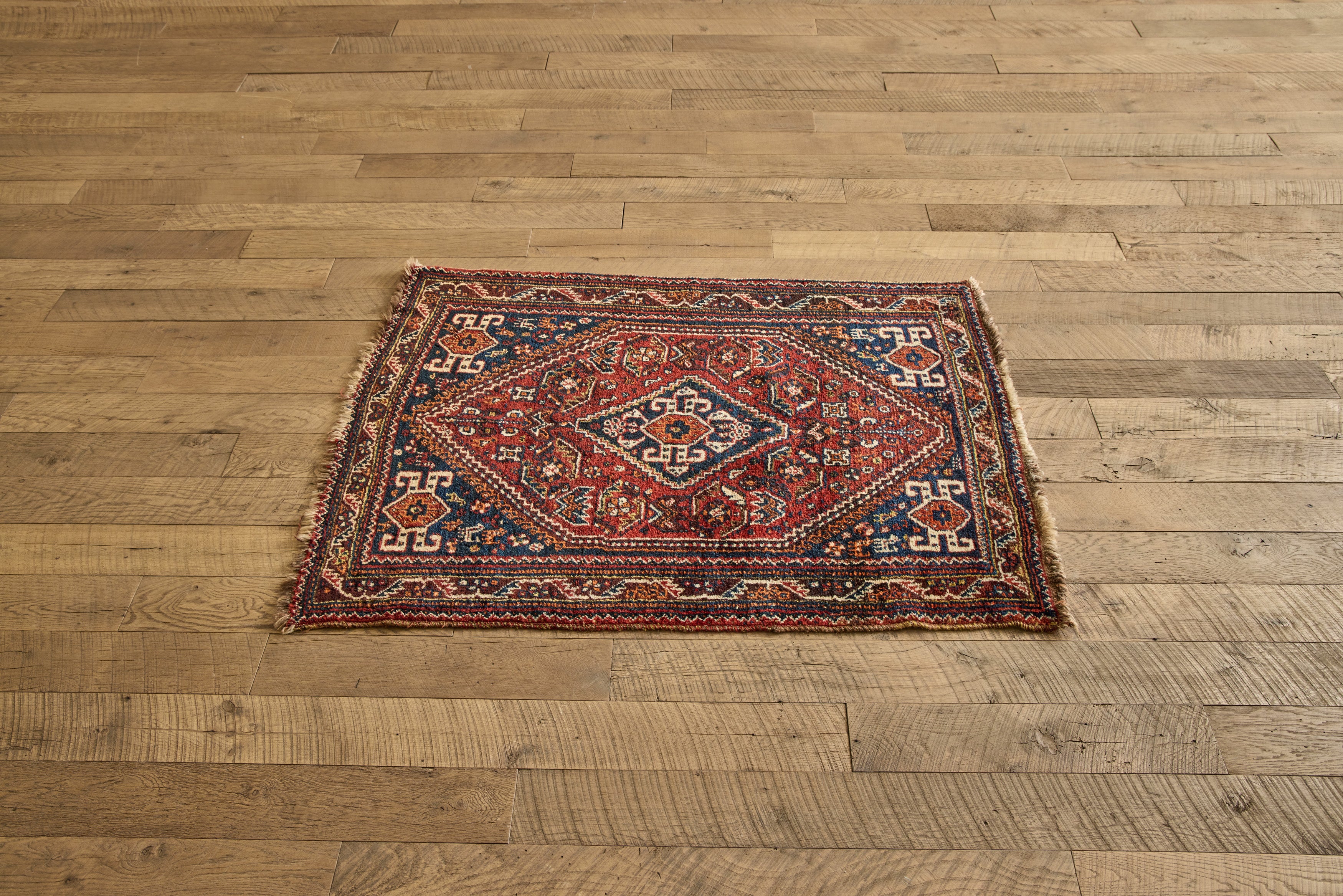 1930S Shiraz Rug 4 X 5