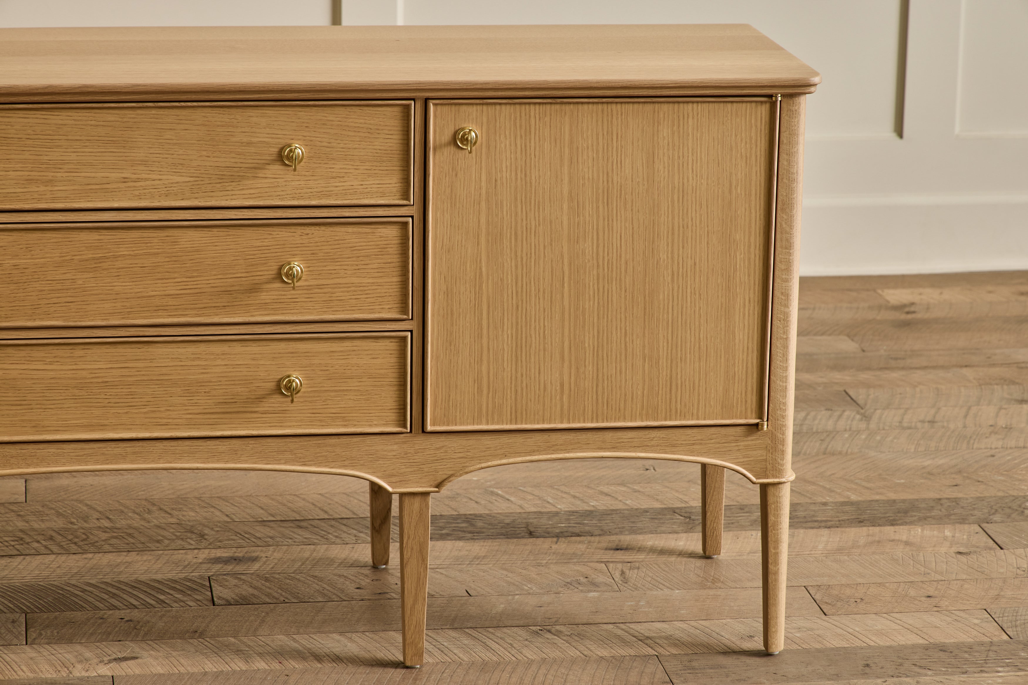Heirloom Credenza, 75"