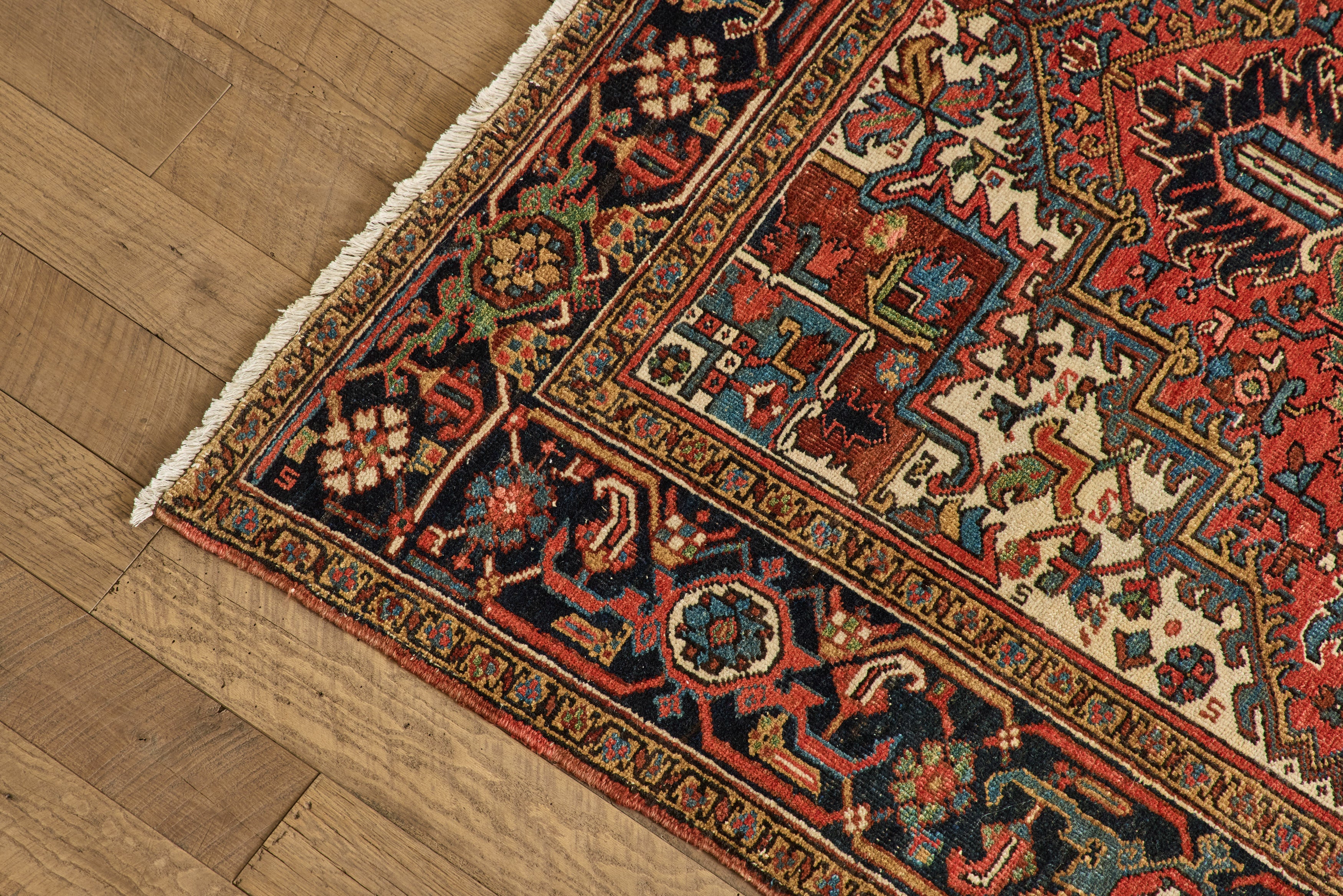Persian Heriz Rug 6'2 X 9'