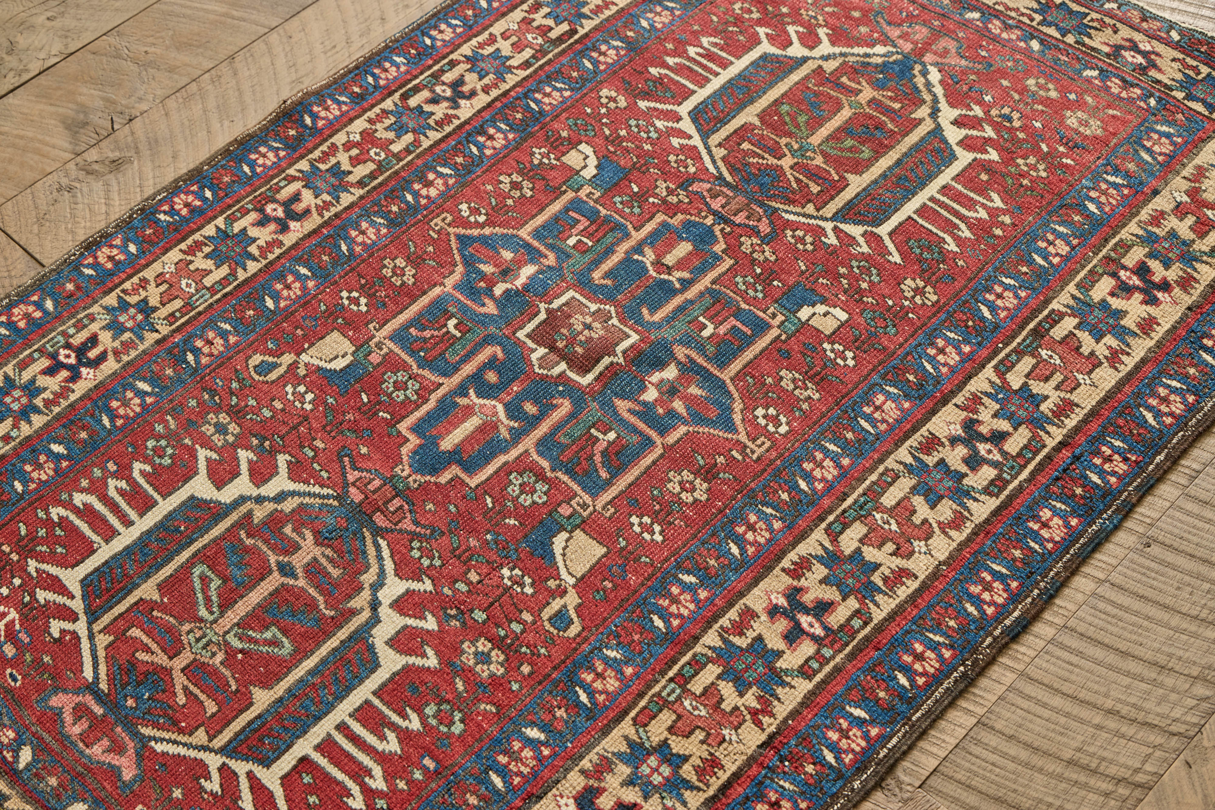 Persian Tribal Scatter Rug 2'11 x 4'8