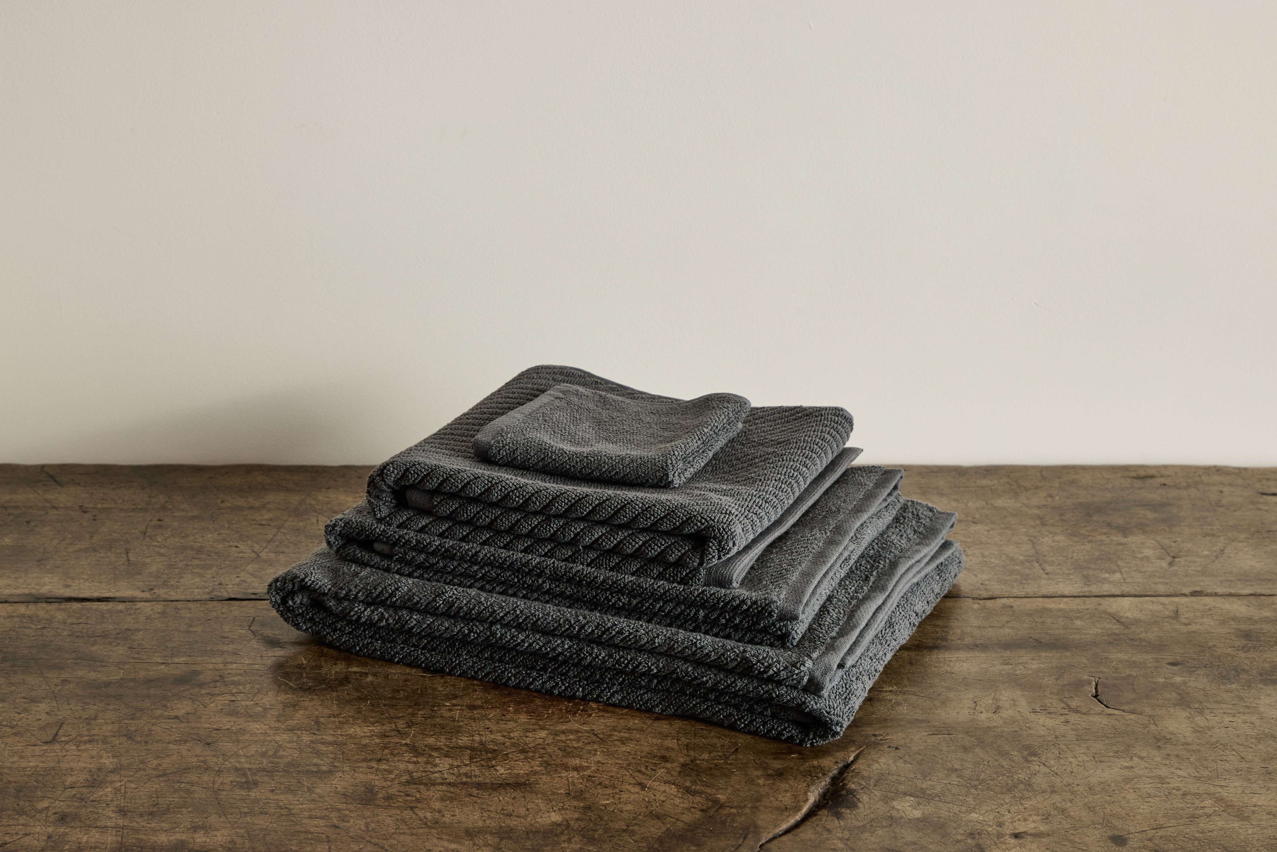 Bath Set in Grey