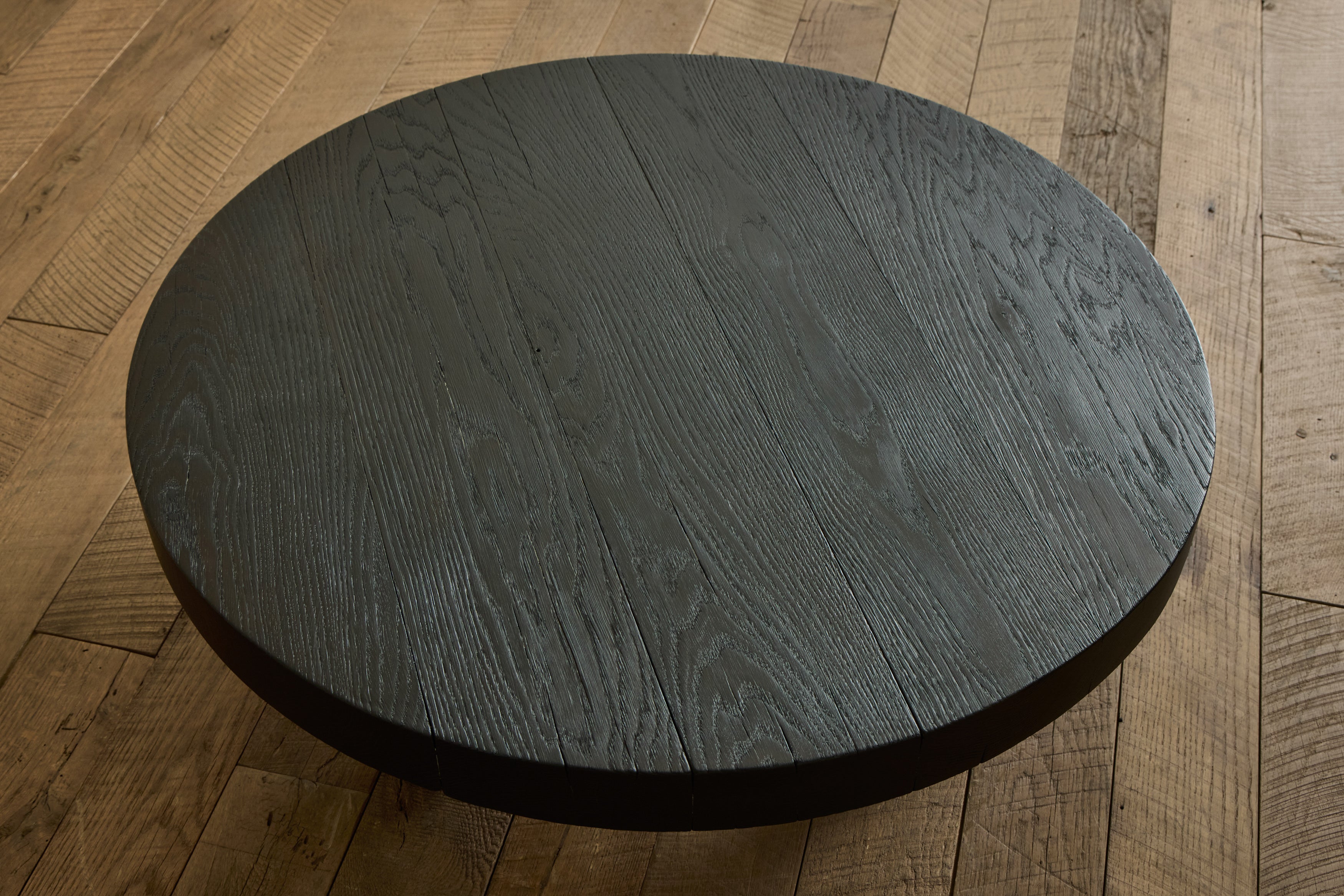 Round Coffee Table, 36"