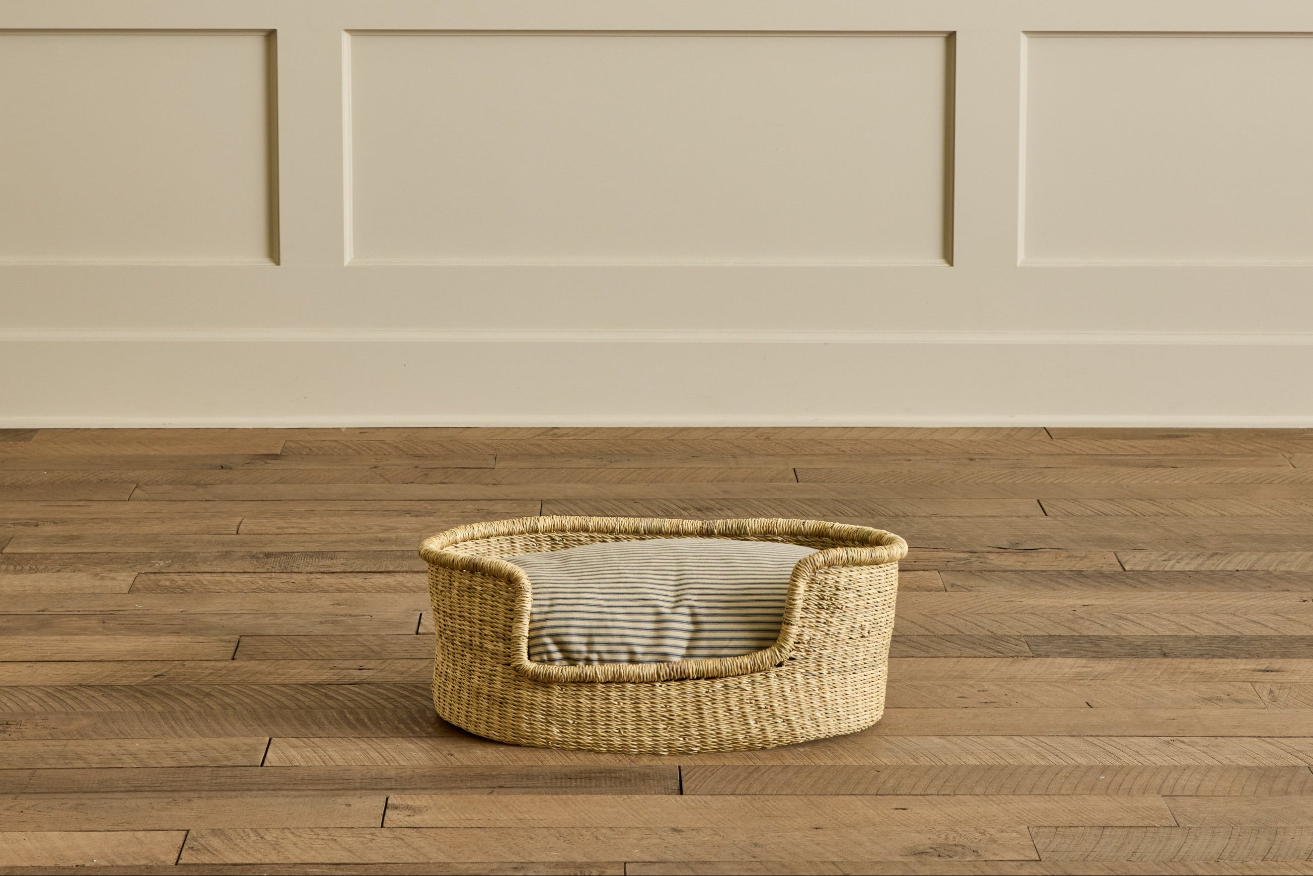 Dog Bed in Ticking Stripe (Multiple Sizes)