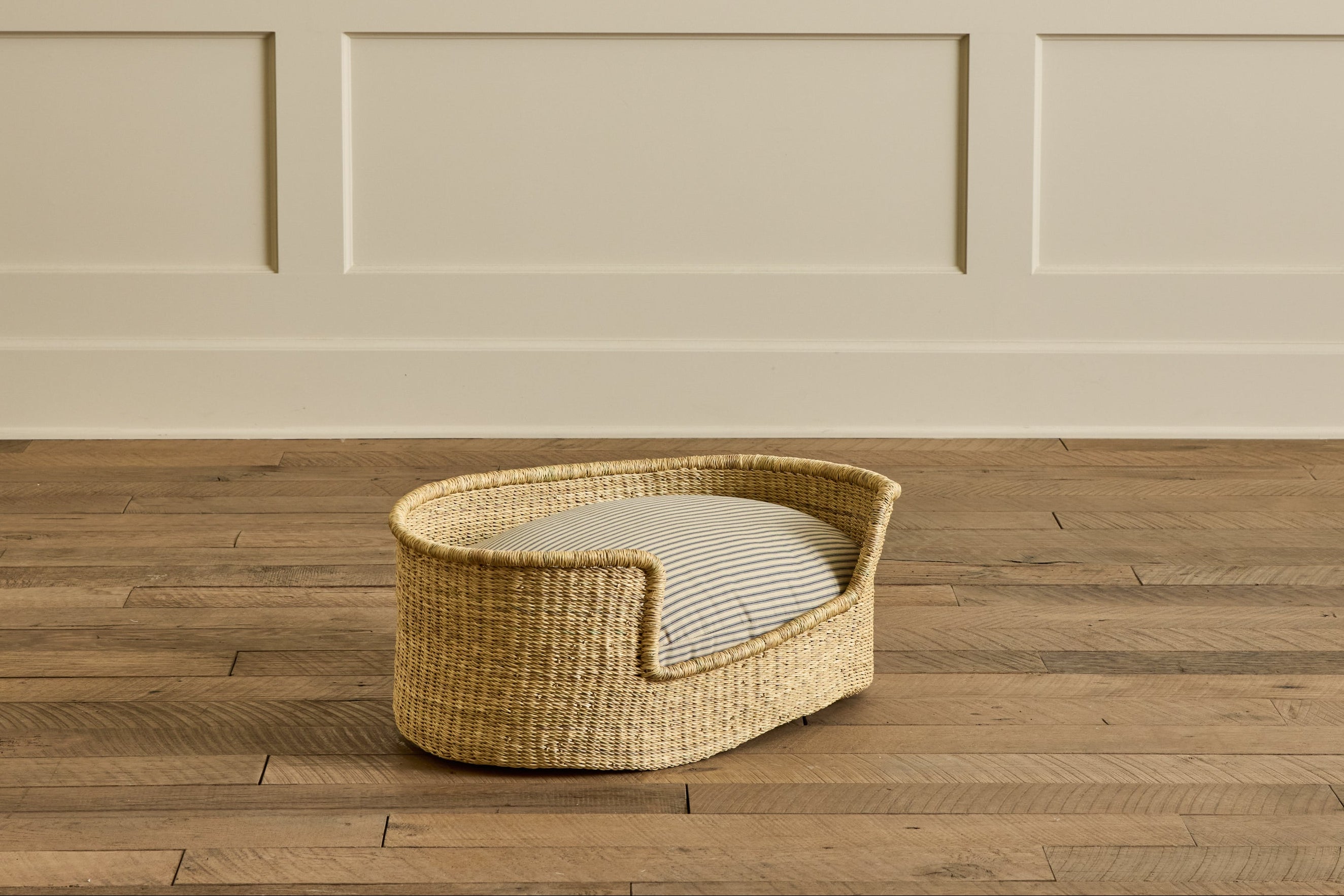 Dog Bed in Ticking Stripe (Multiple Sizes)