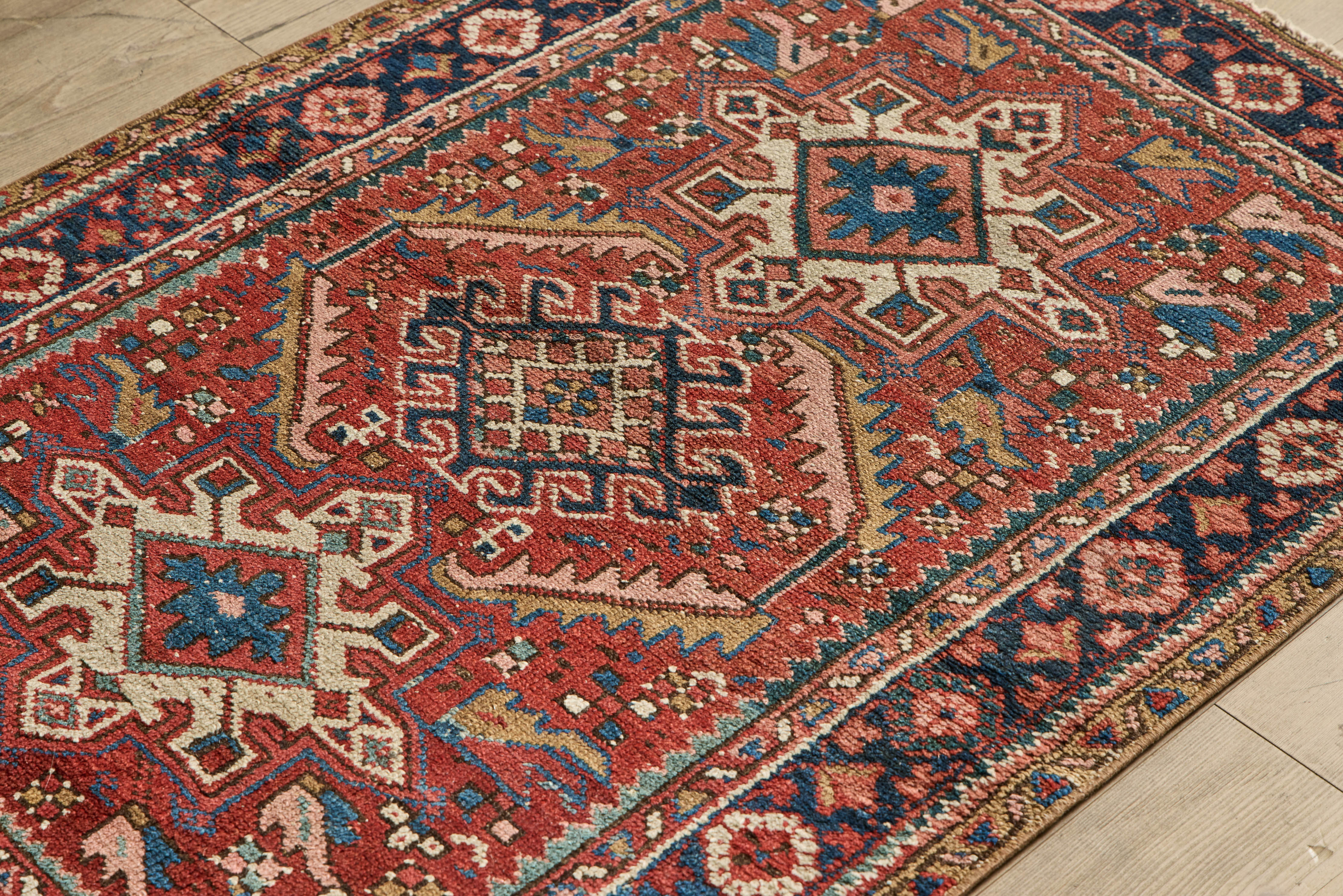 Red & Blue Heriz Throw Rug 3’3 X 4’2