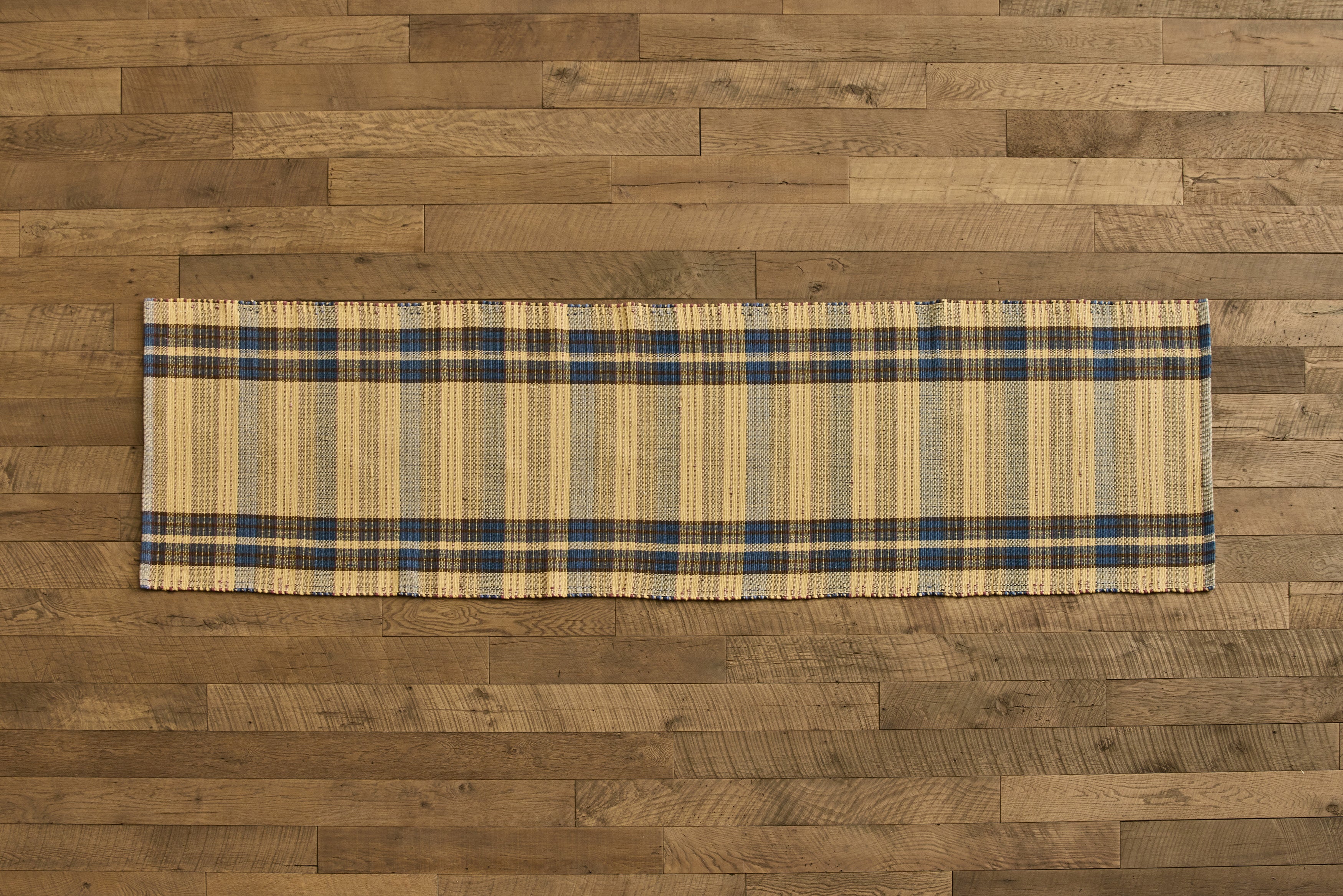 Plaid Rug in Wheat (Multiple Sizes)