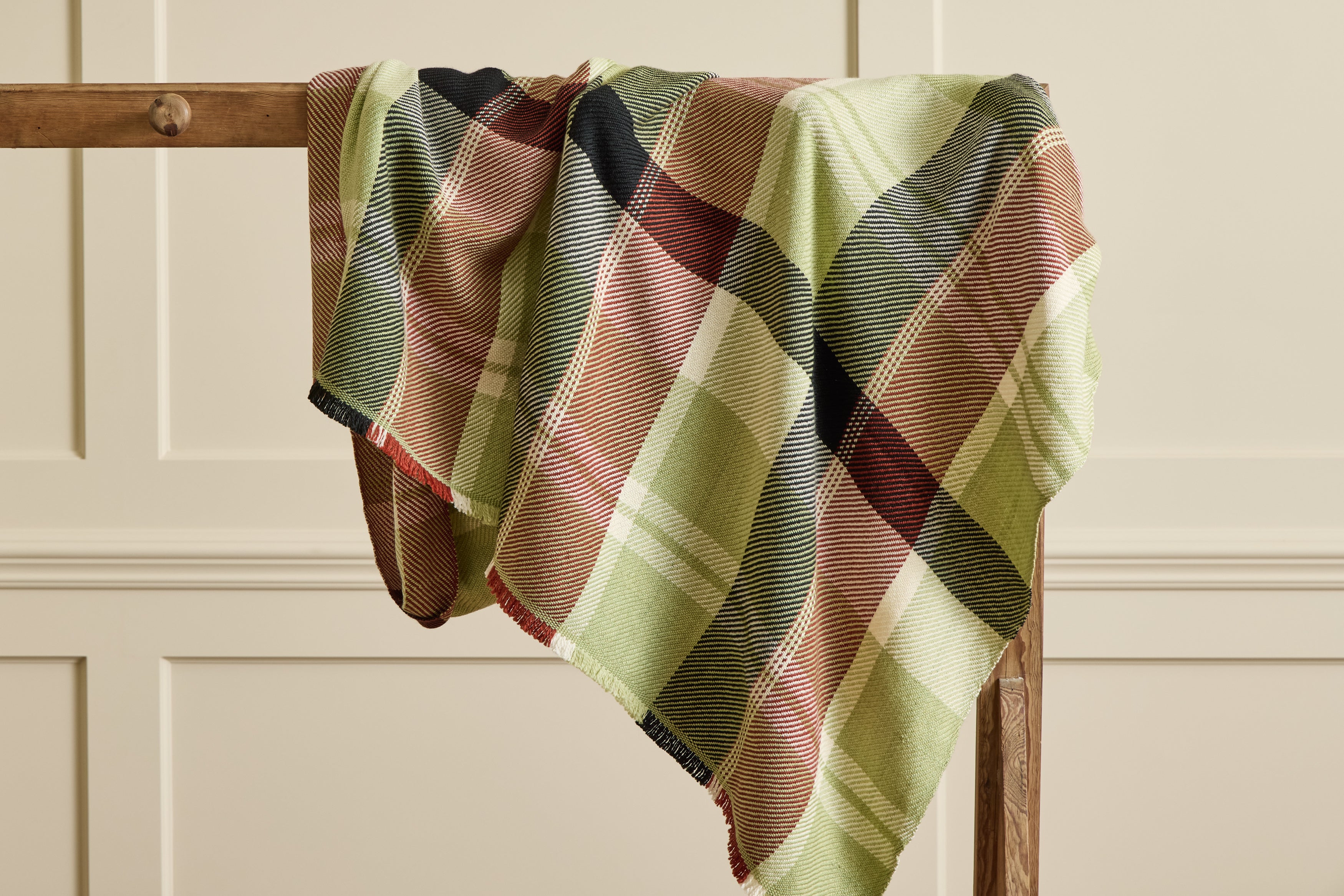 Merino Wool & Cashmere Throw in Basil Plaid