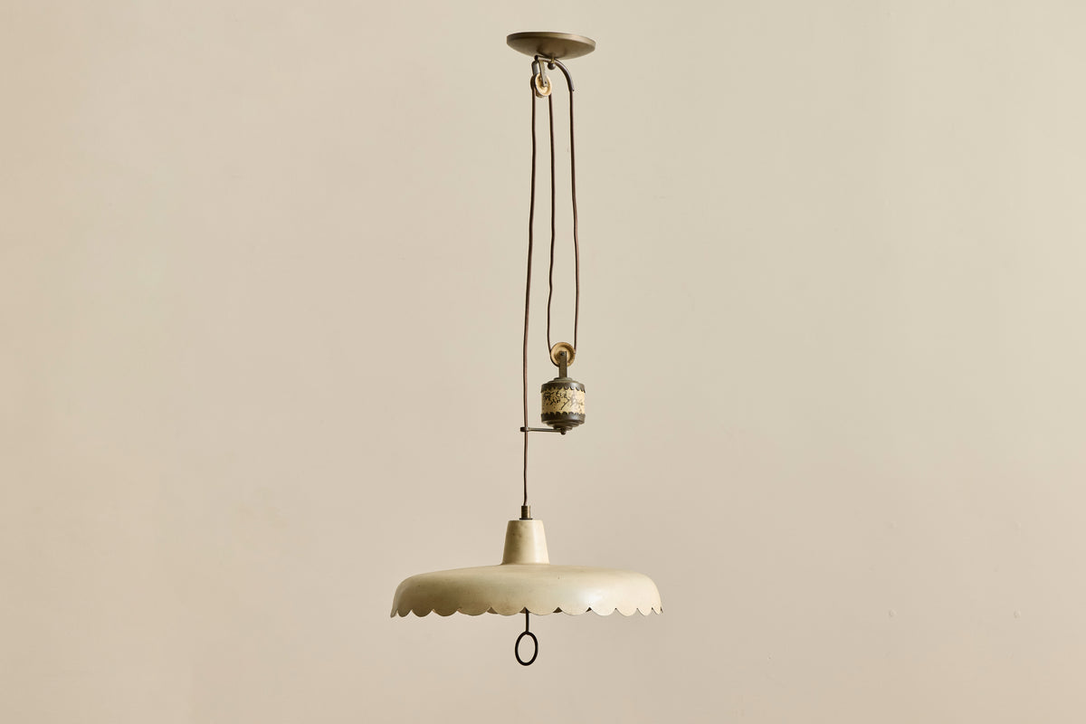 VTG SCALLOP PENDANT