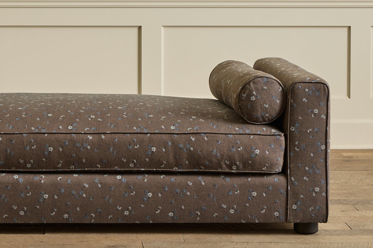 Tuxedo Daybed