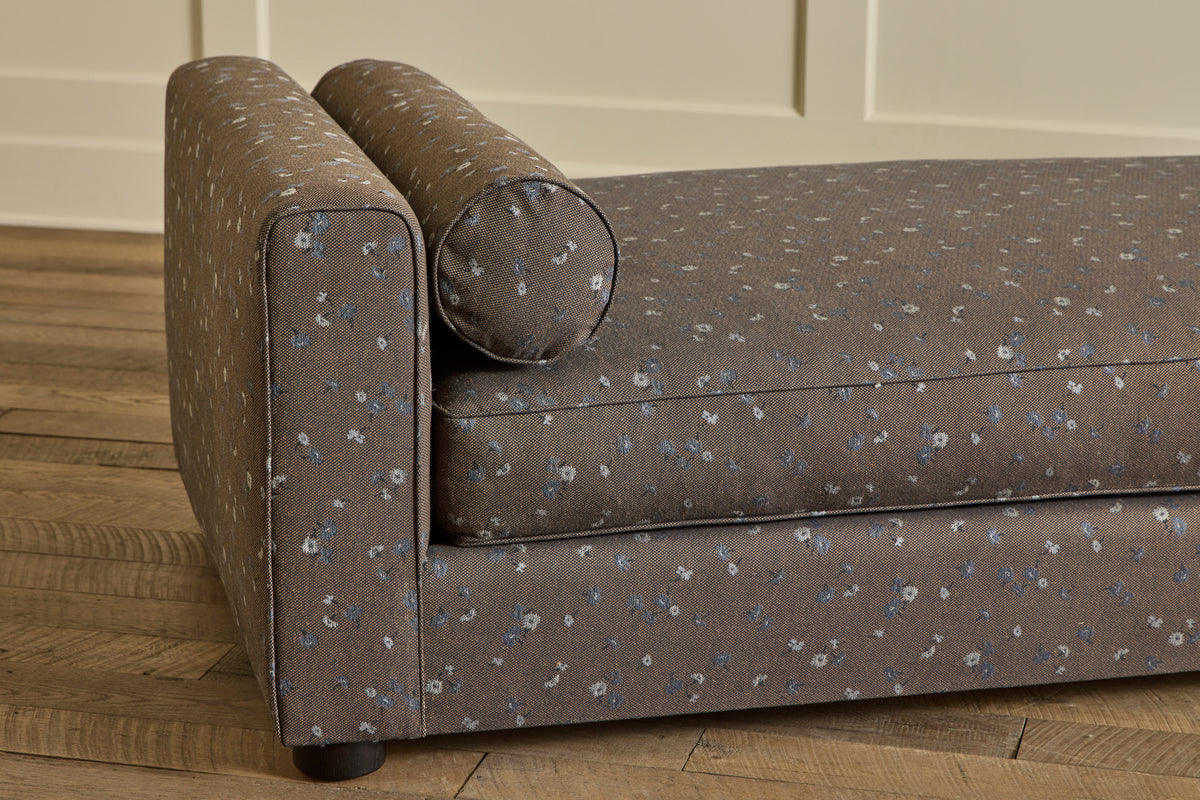 Tuxedo Daybed