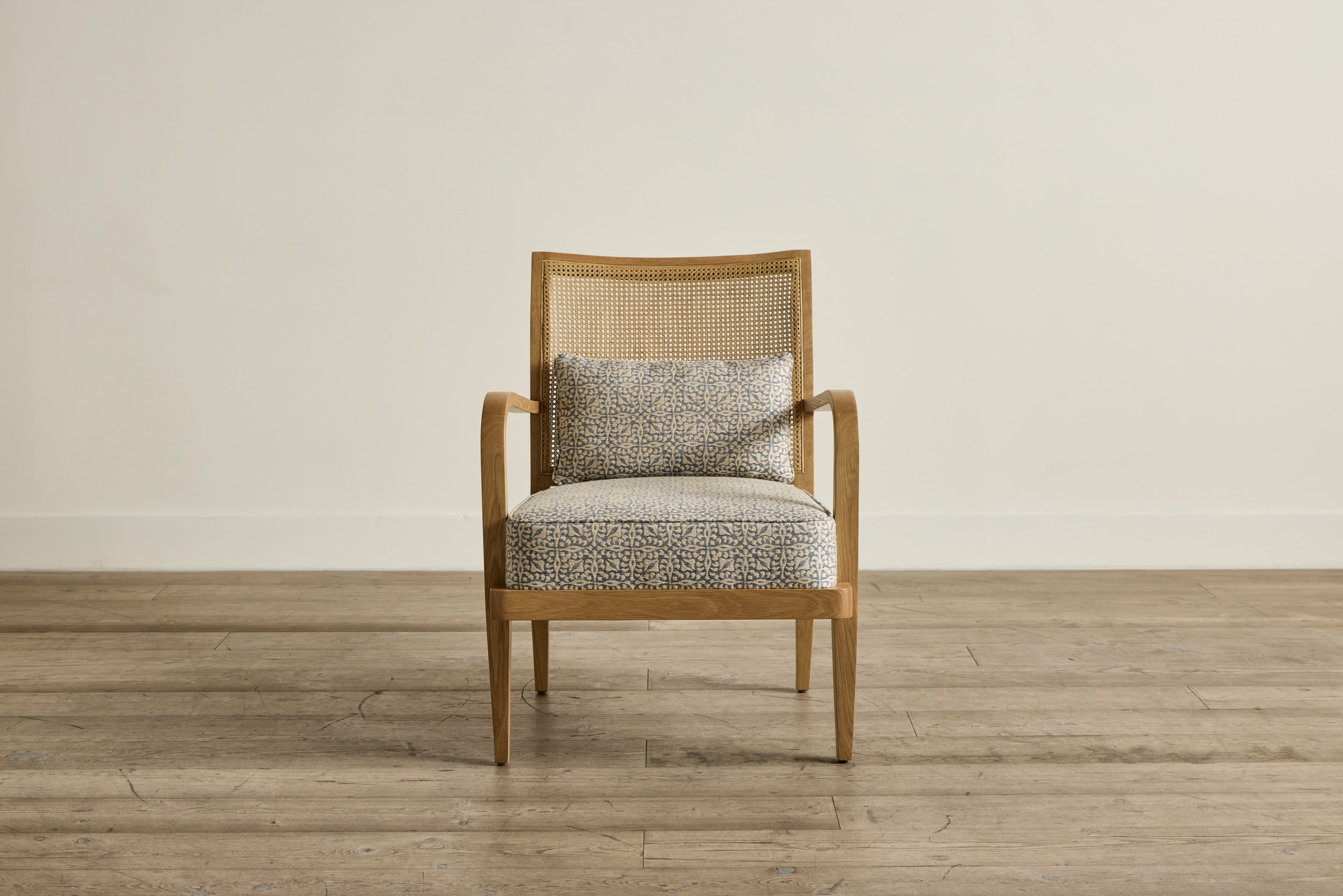 Shown in Customer’s Own Material (Susan Deliss Costanza Bosphorous Blue) and Natural Oak