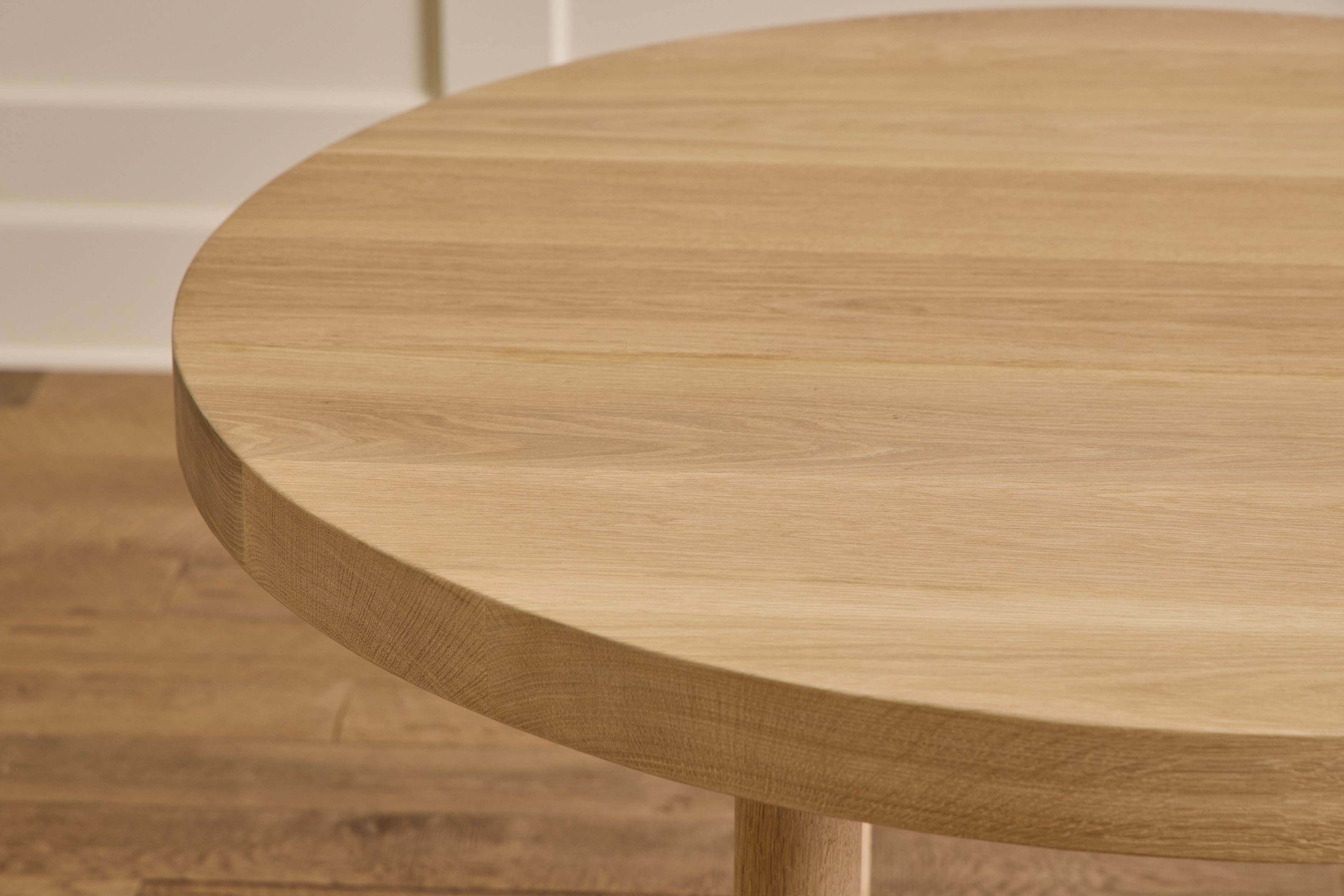 Shown in Natural Oak, 48"