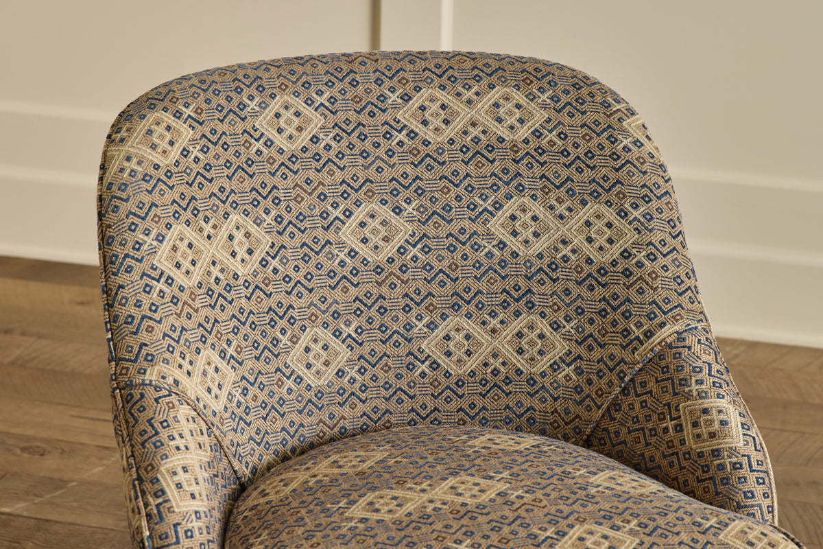Cove Dining Chair, 25"