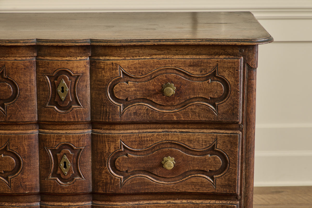 18th Century Oak Wood Dresser