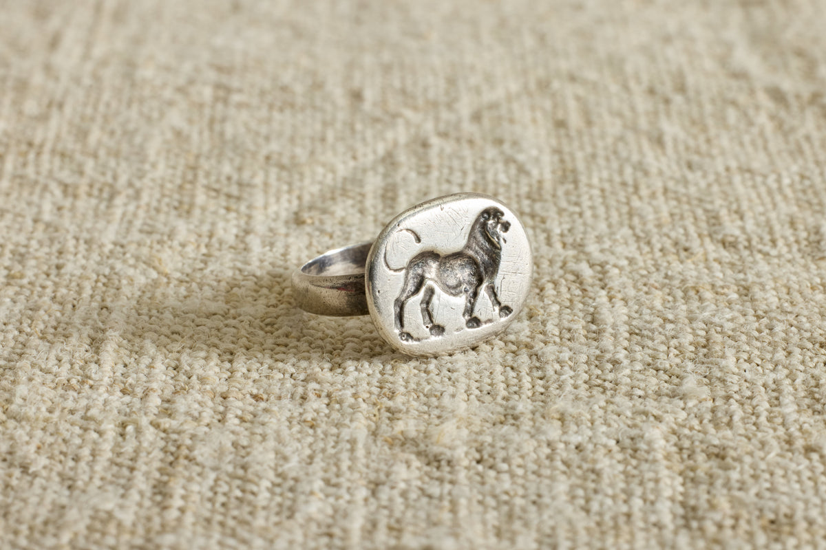 1960s Sterling Silver Georgian Lion Crest Ring