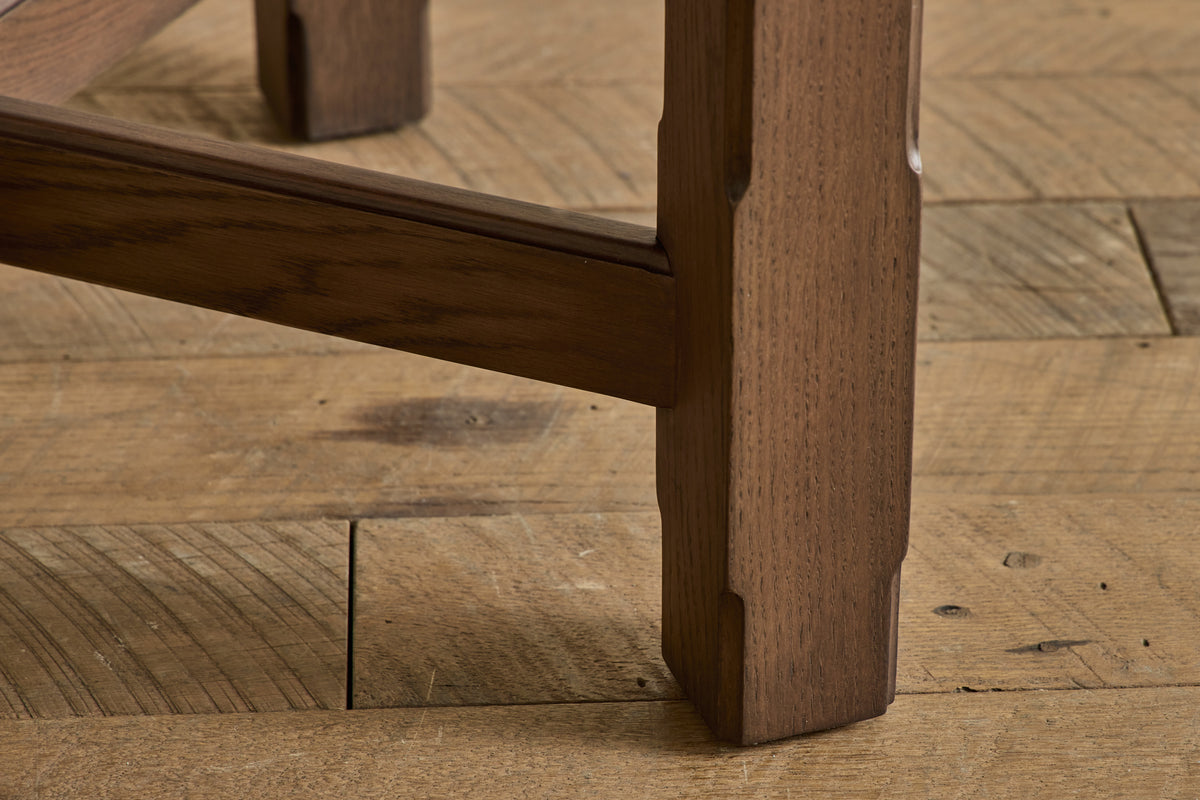 Round Spire Dining Table, 48"