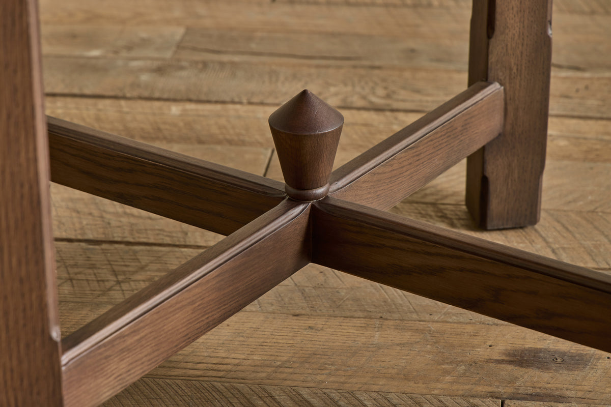 Round Spire Dining Table, 48"