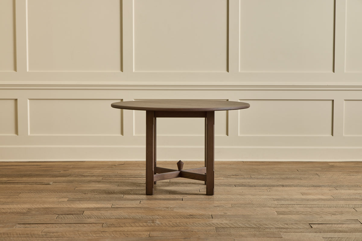 Round Spire Dining Table, 48"