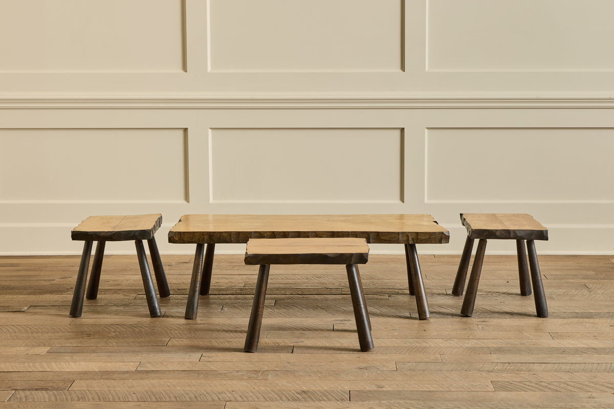 VTG COFFEE TABLE & 3 STOOLS