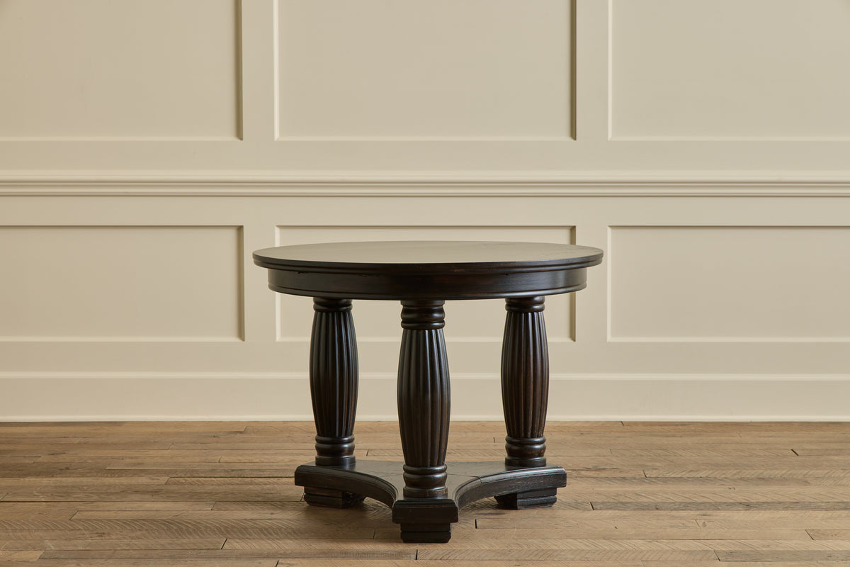 Danish Round Entry Table