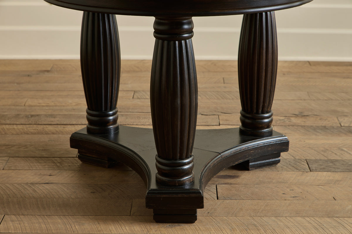 Danish Round Entry Table