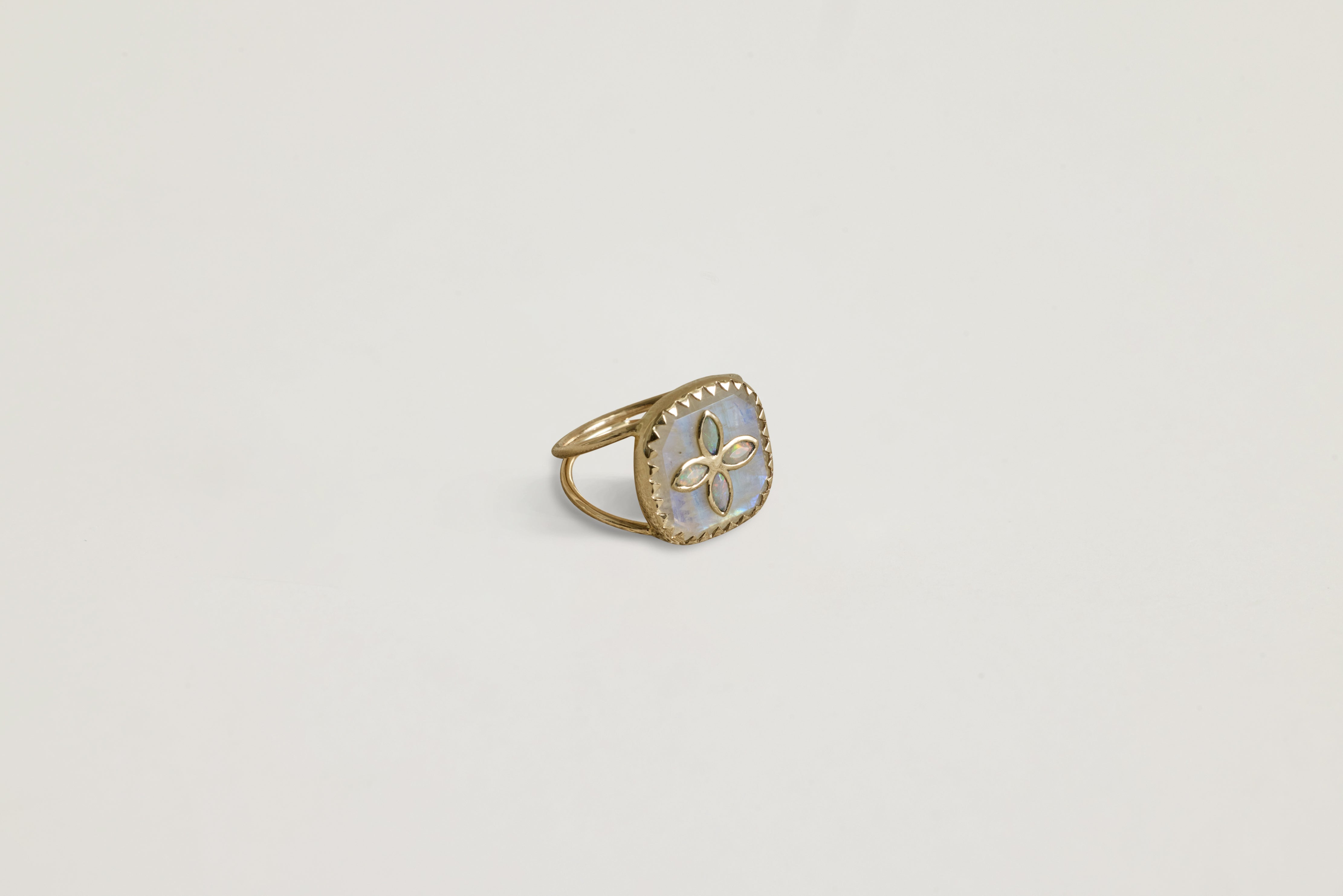Bowie N°2 Ring, Moonstone (Size 52)