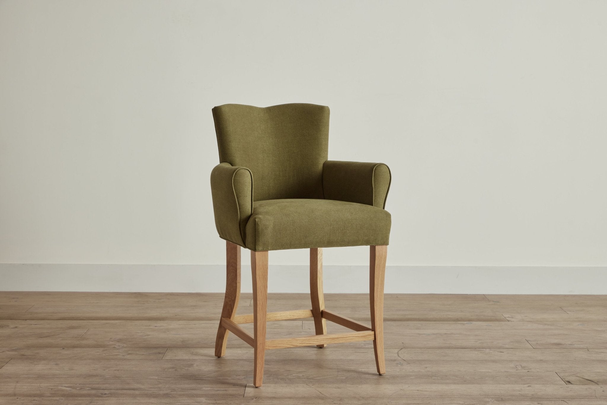 Shown in Customer's Own Material (Libeco Stonewashed Linen in Moss) and Natural Oak
