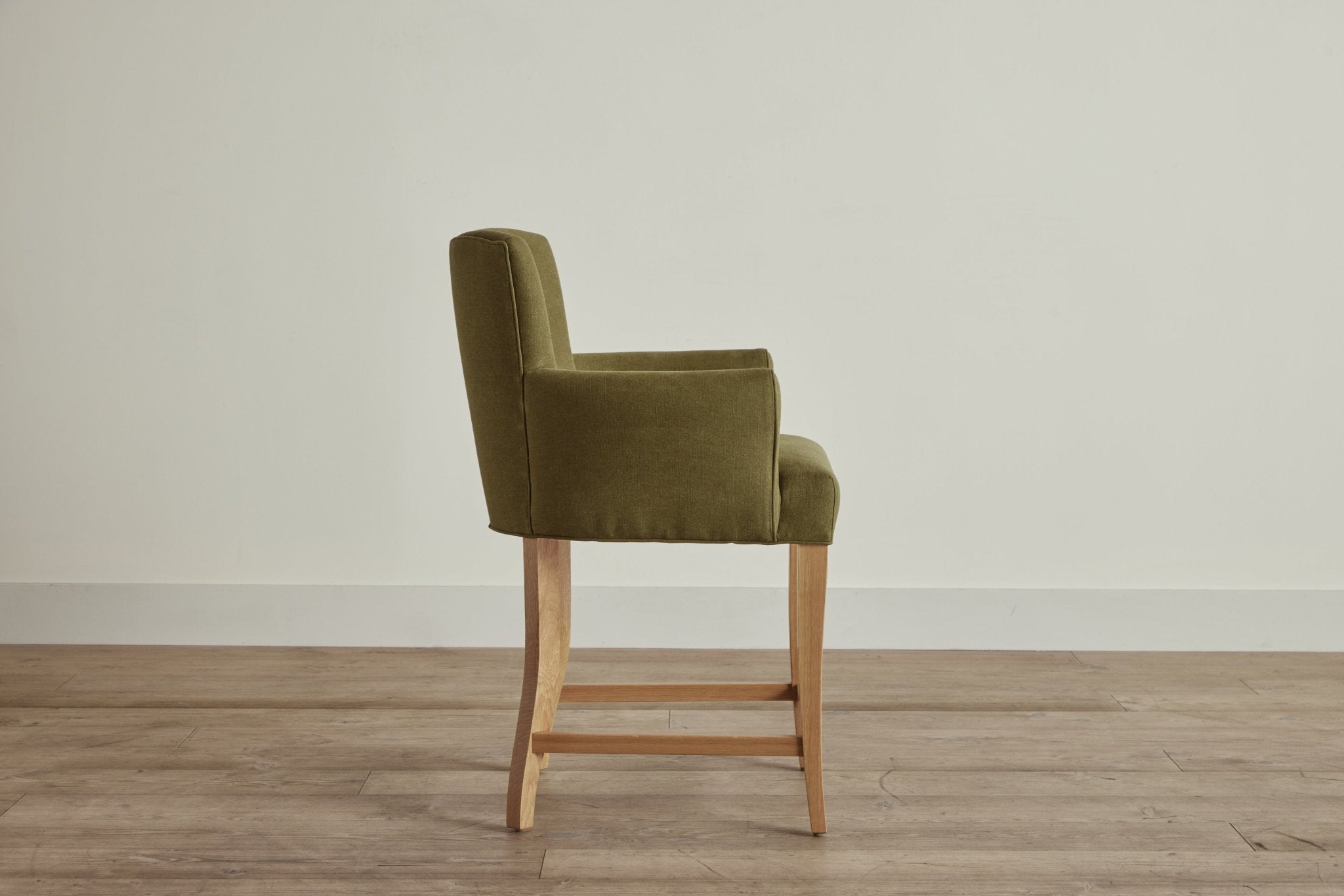 Shown in Customer's Own Material (Libeco Stonewashed Linen in Moss) and Natural Oak