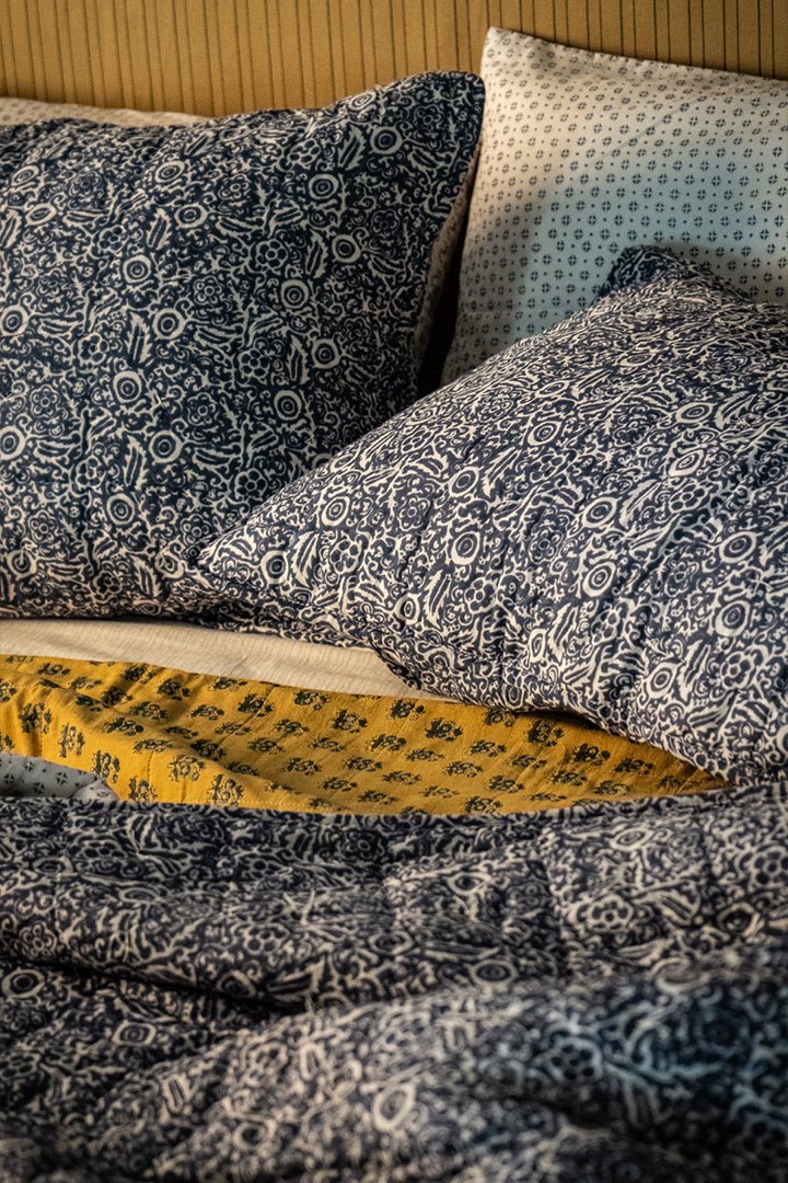 Nickey Kehoe, Eden Quilt in Midnight - Nickey Kehoe