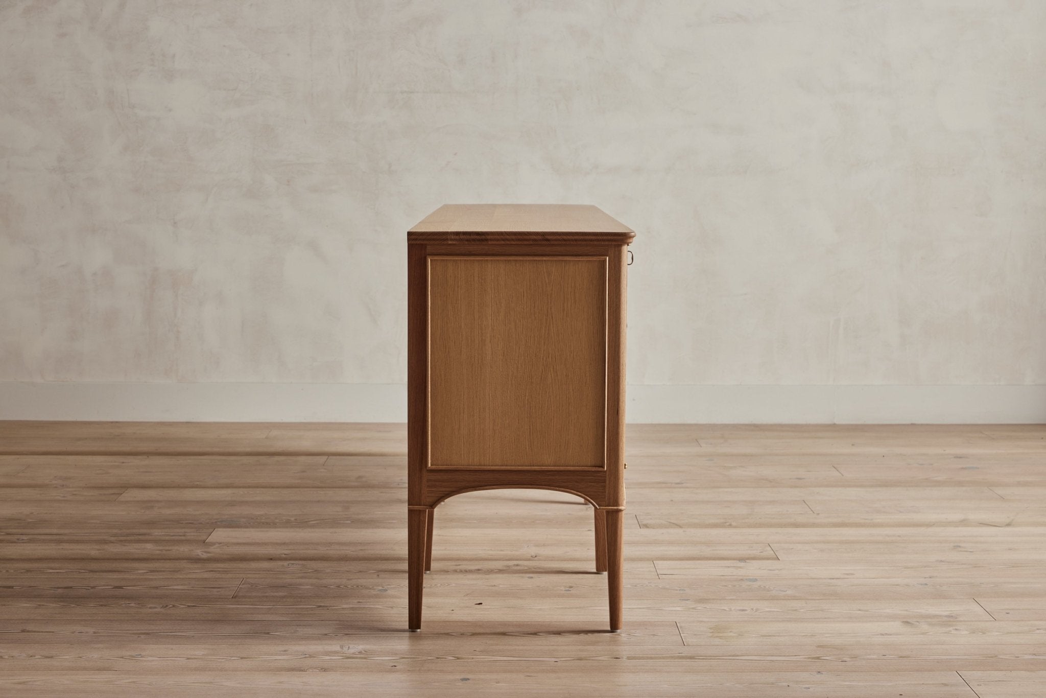 Shown in Natural Oak
