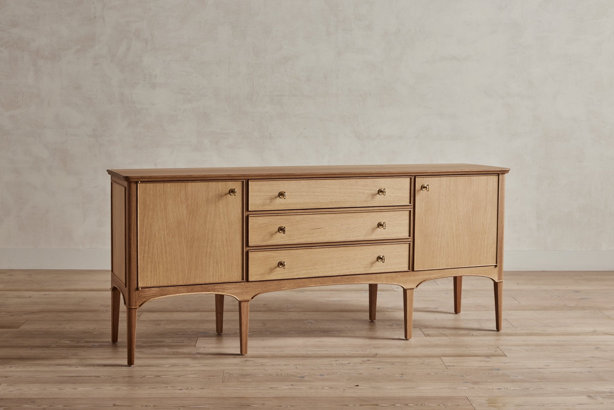 Shown in Natural Oak