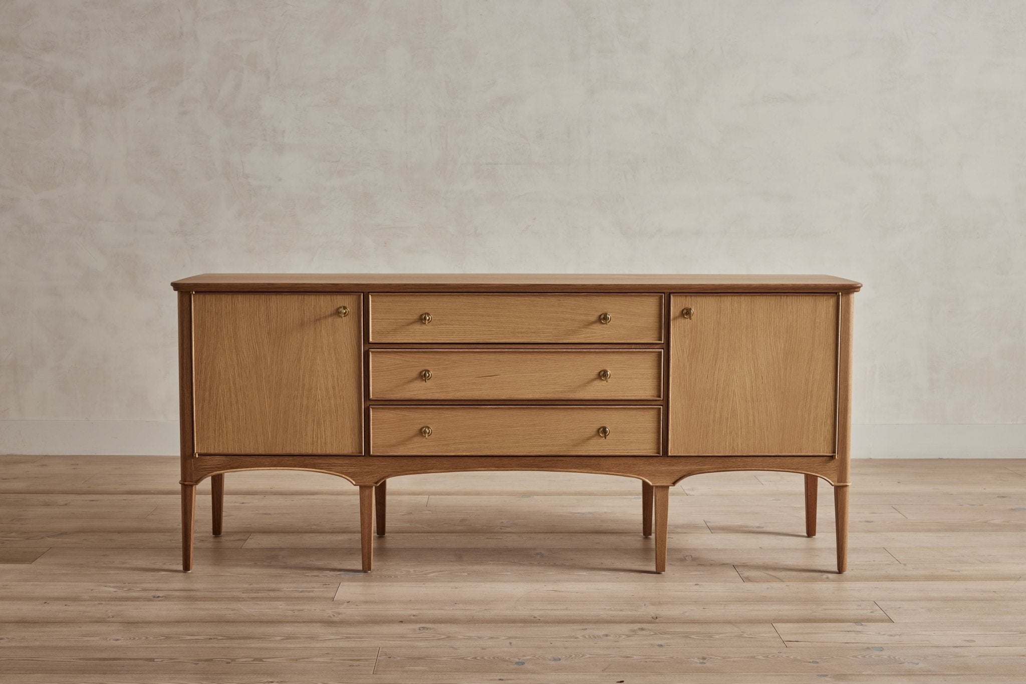 Shown in Natural Oak