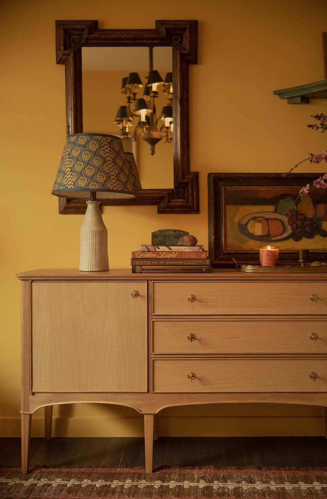 Shown in Natural Oak