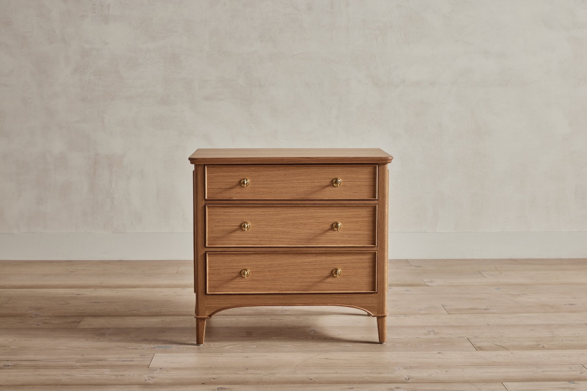 Shown in Natural Oak
